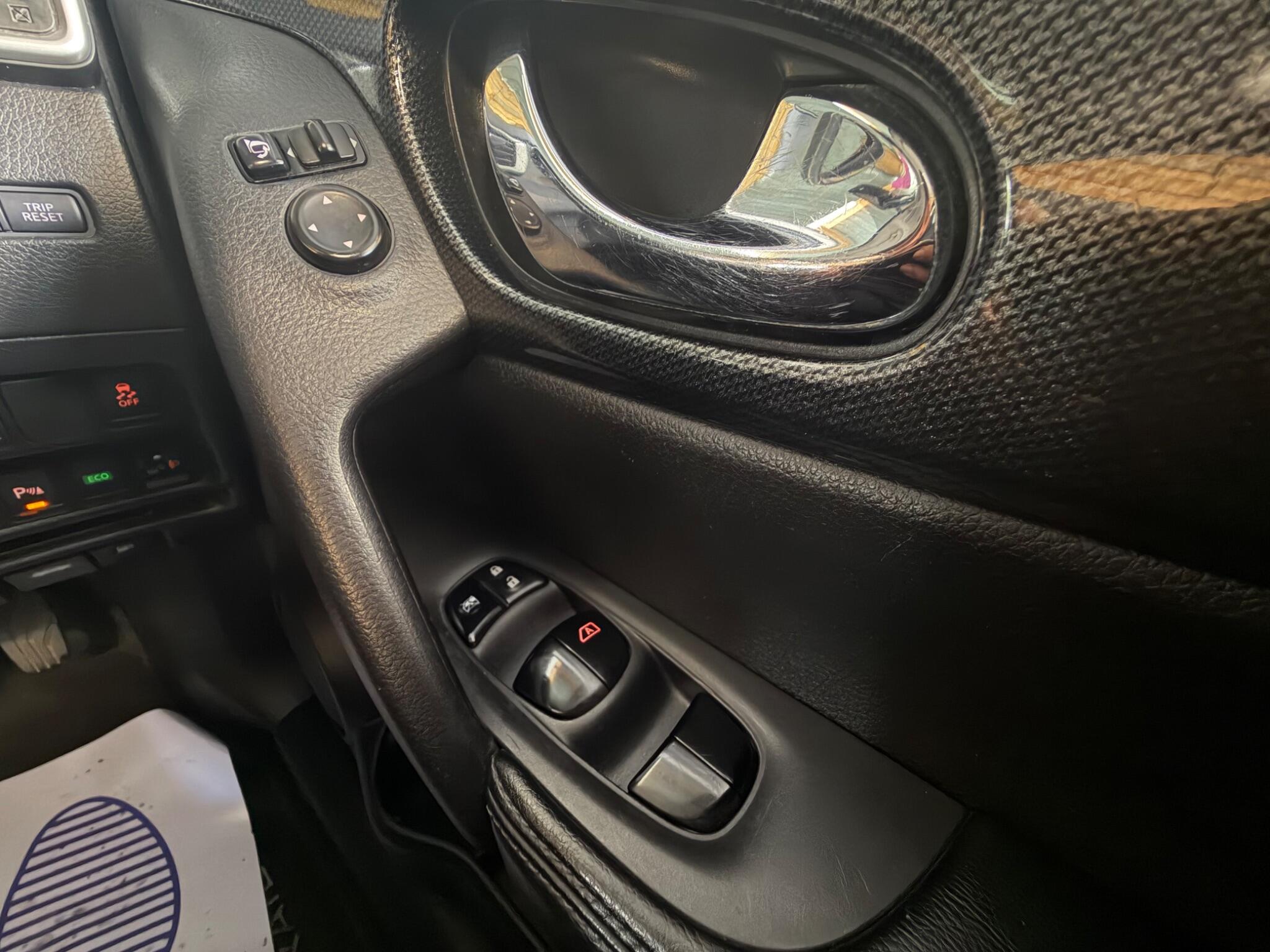 Nissan X-Trail view 40