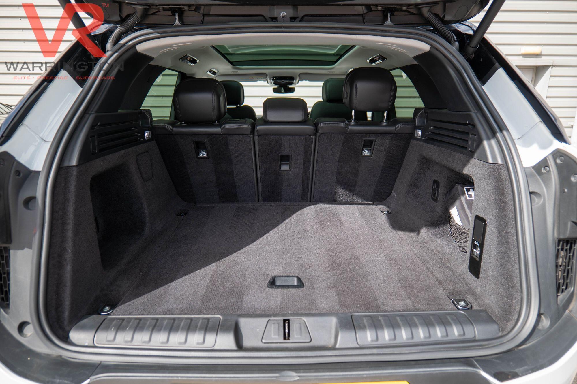 Land Rover Range Rover Sport view 16