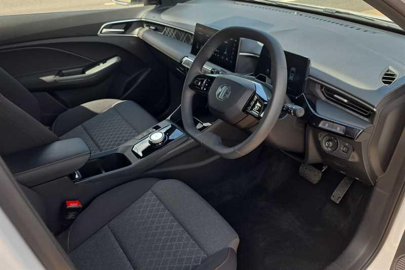 MG MG3 view 10