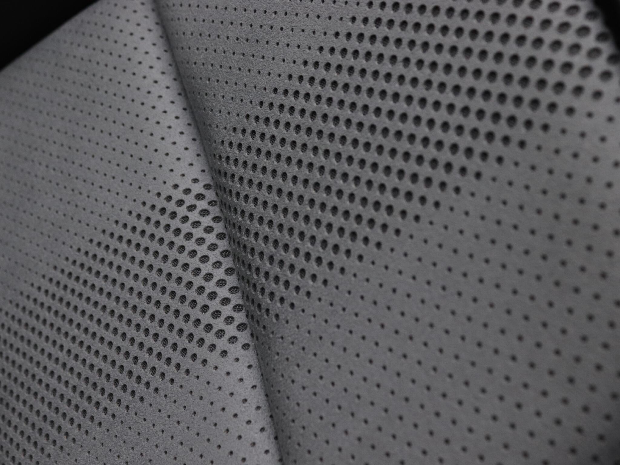 Porsche 718 Spyder view 32