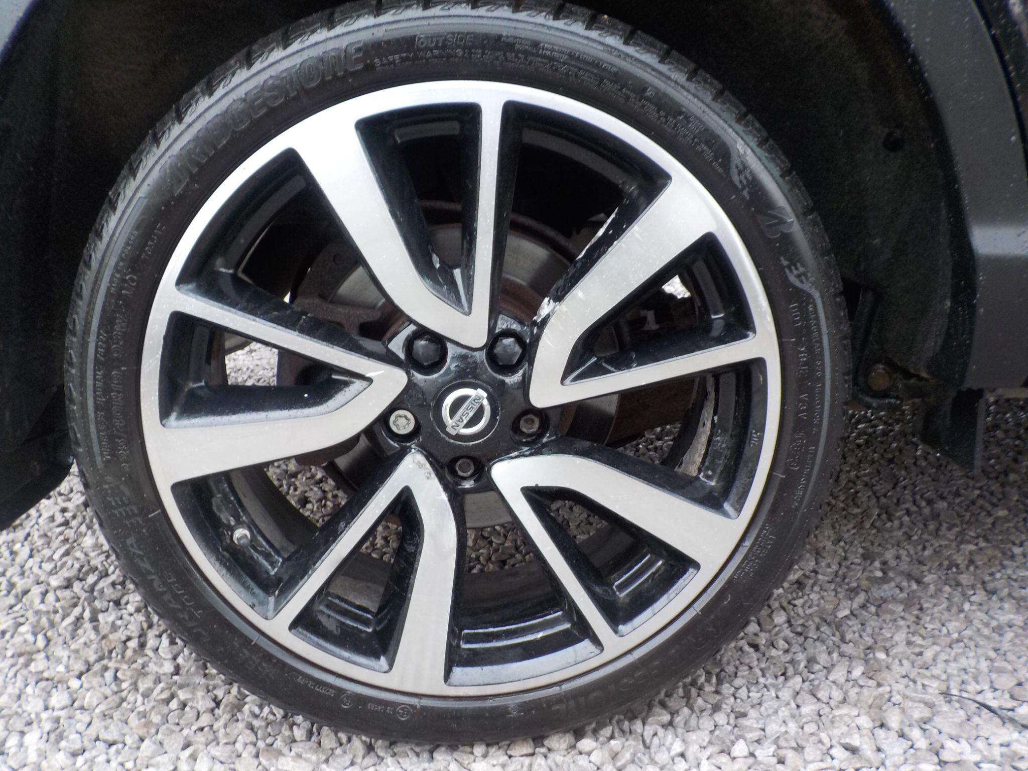 Nissan Qashqai 1.5 dCi Tekna 2WD Euro 6 (s/s) 5dr