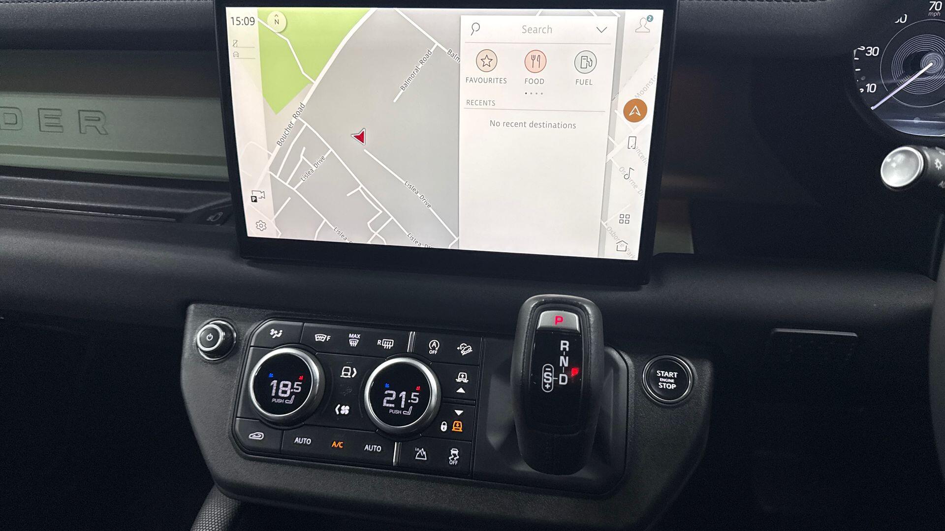 Land Rover Defender view 12