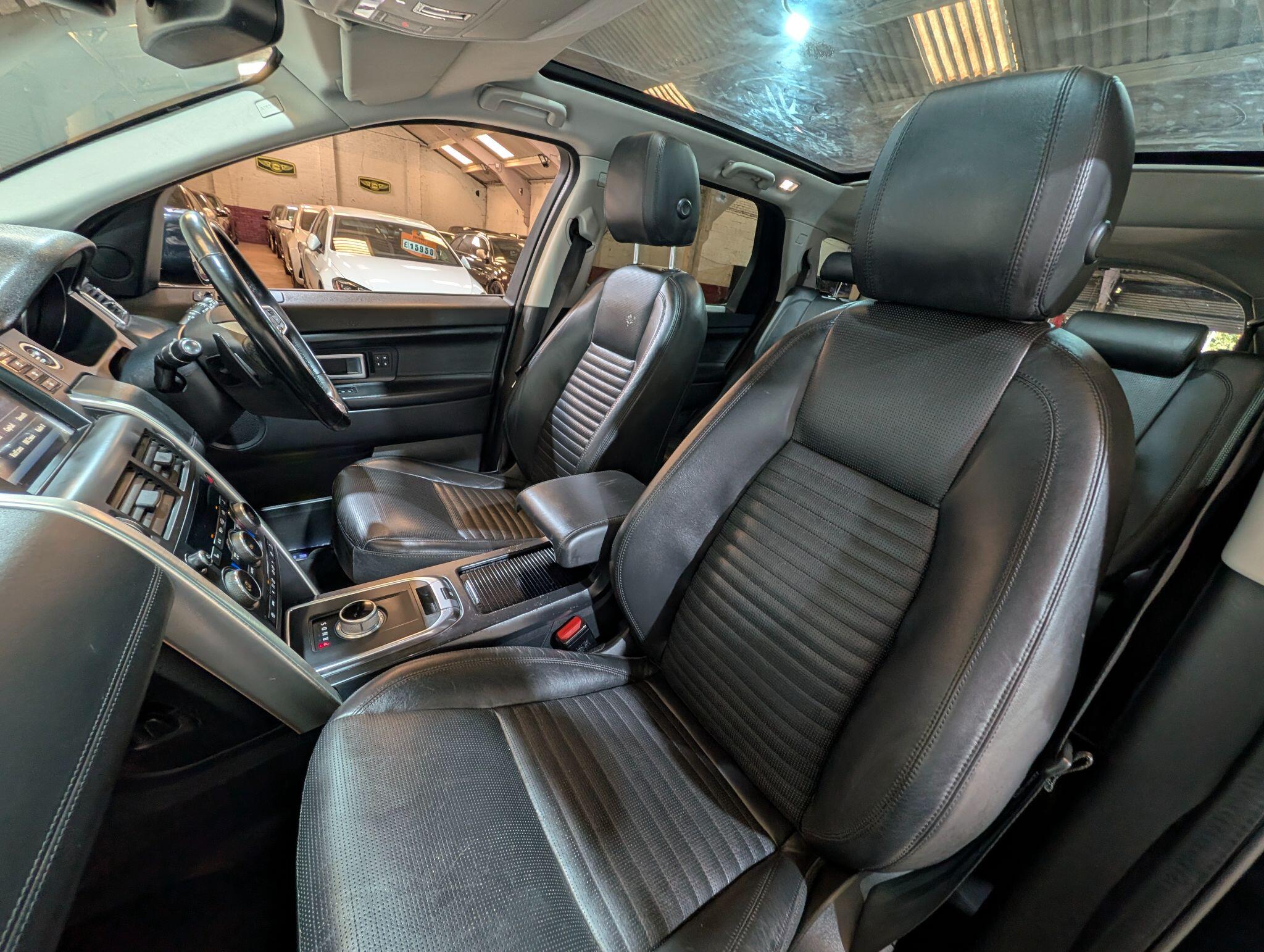 Land Rover Discovery Sport view 66