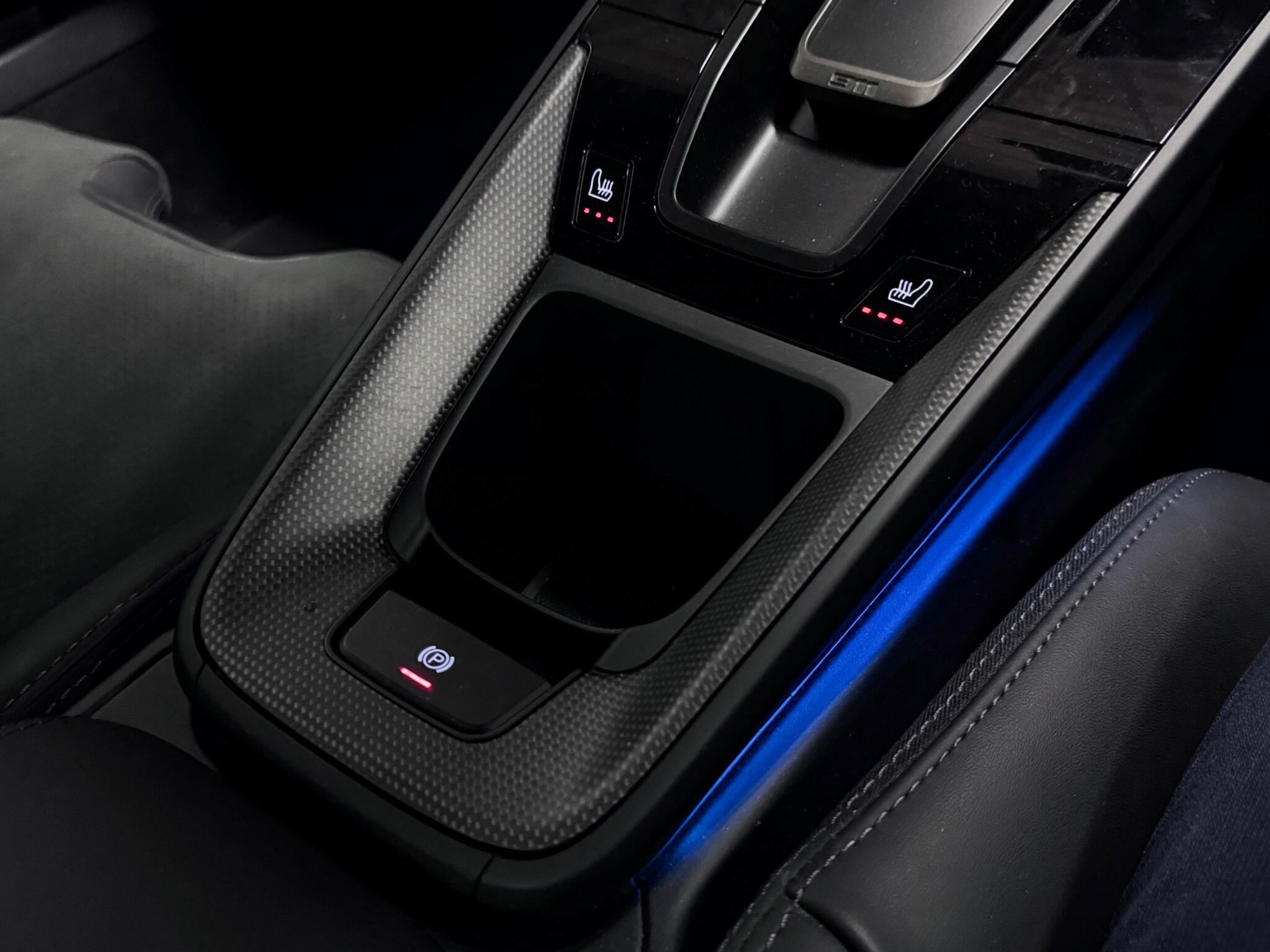 Porsche 911 view 51