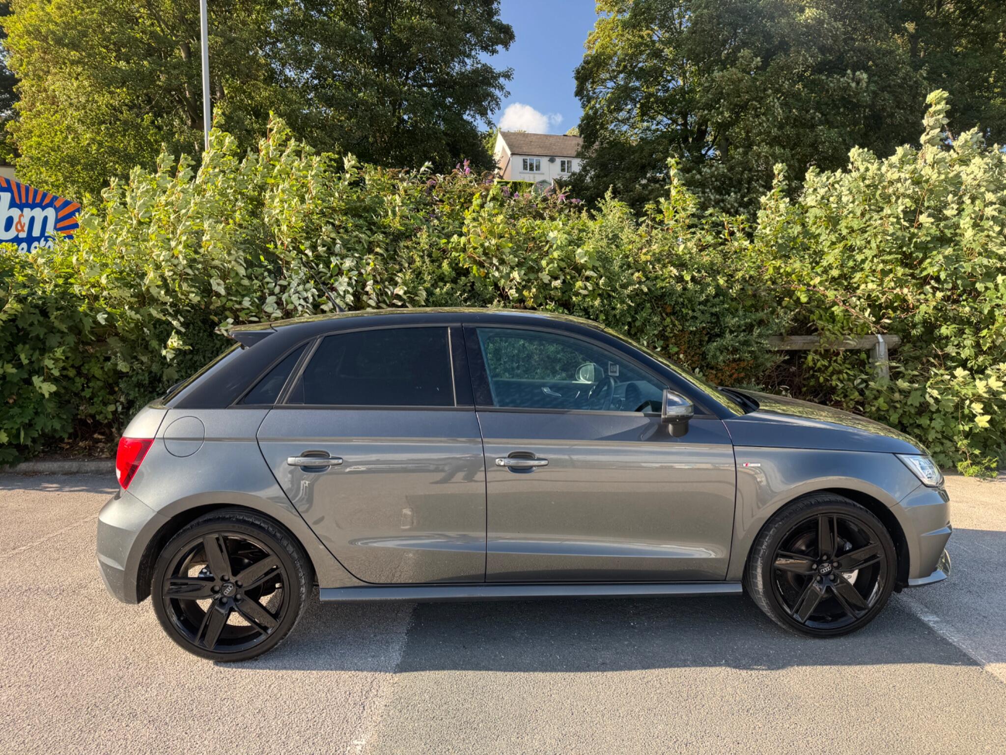 Audi A1 view 7