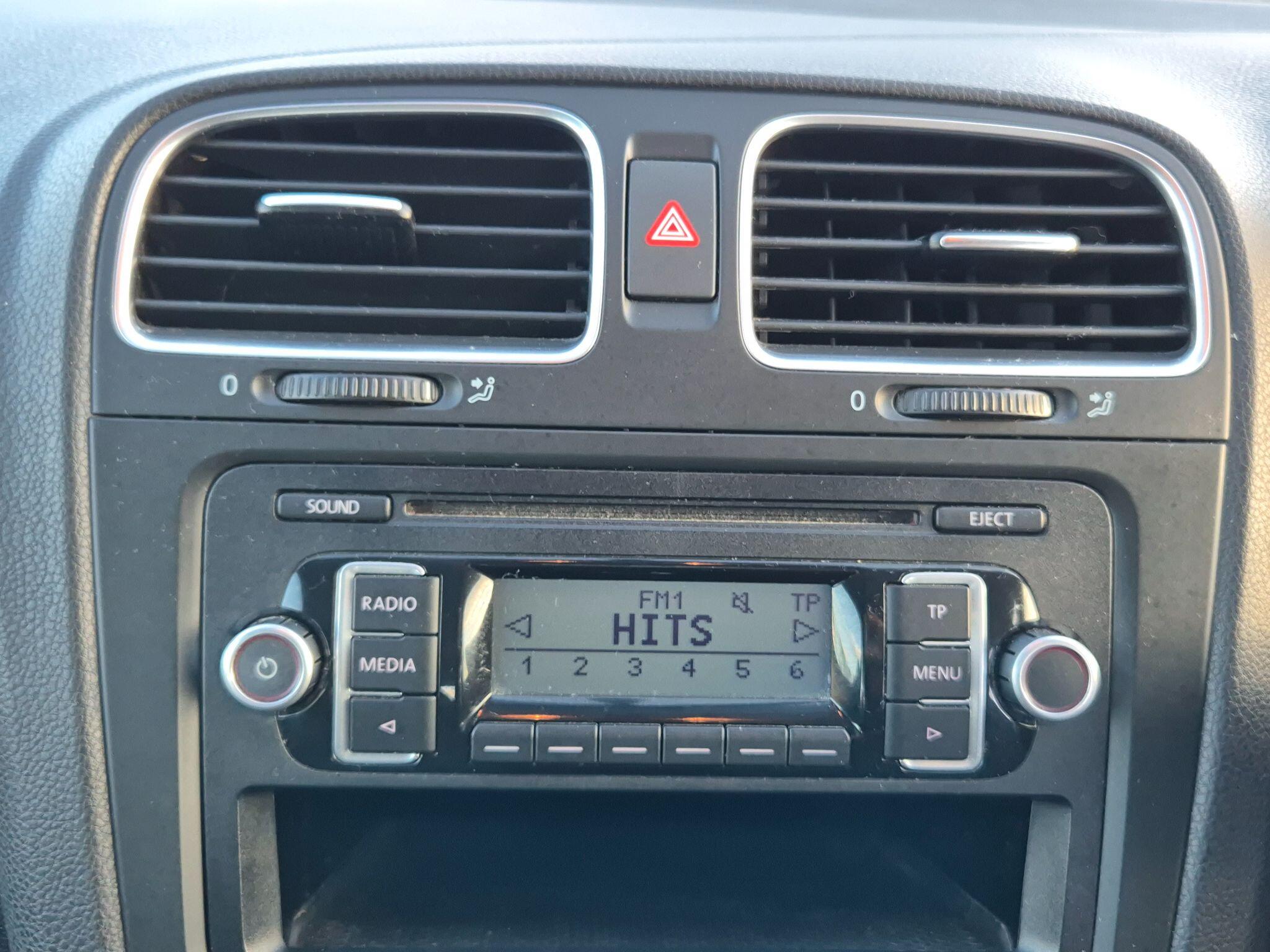 Volkswagen Golf view 14