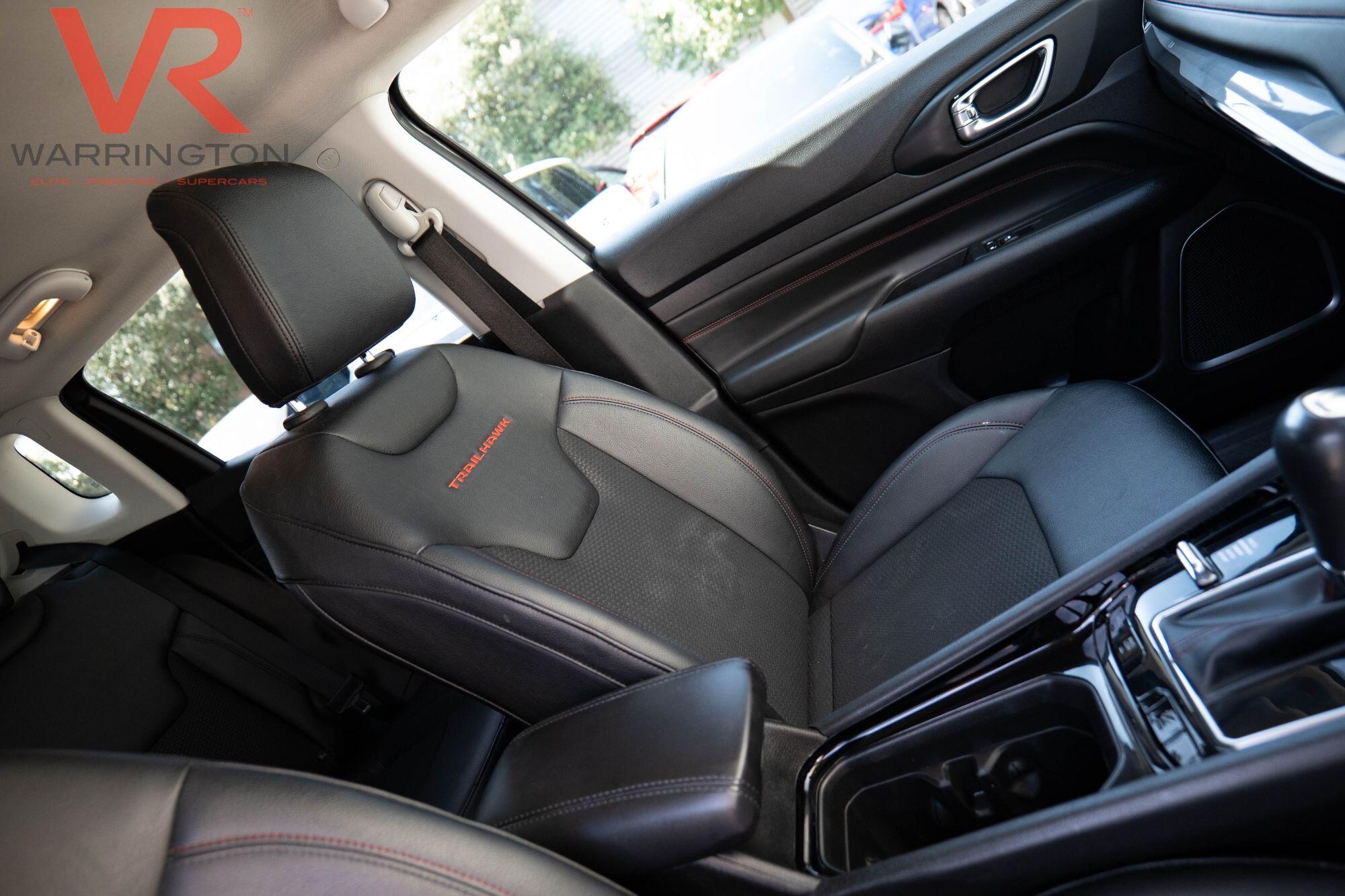 Jeep Compass view 4