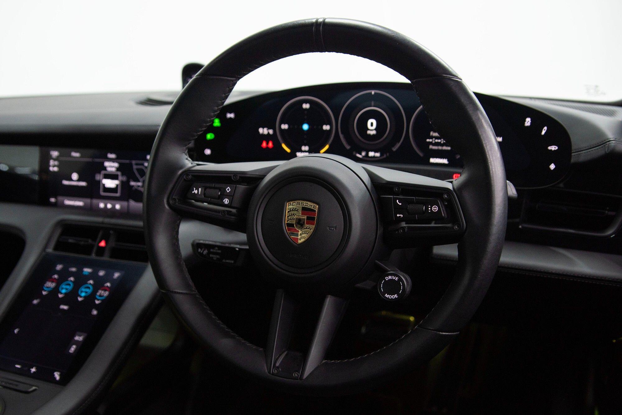 Porsche Taycan view 31