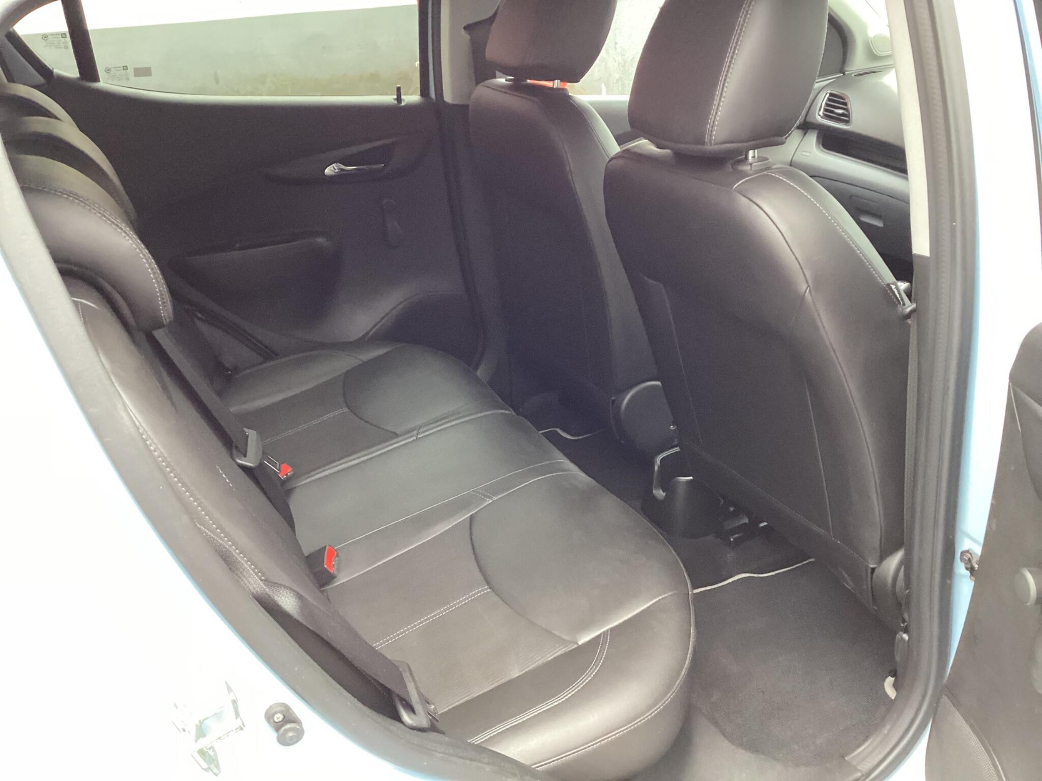 Vauxhall Viva view 14