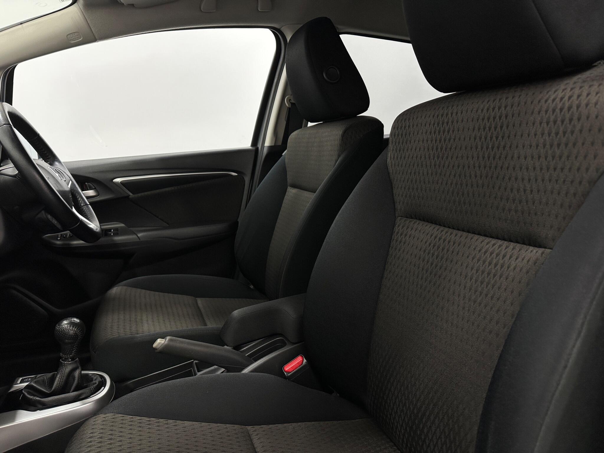 Honda Jazz view 32