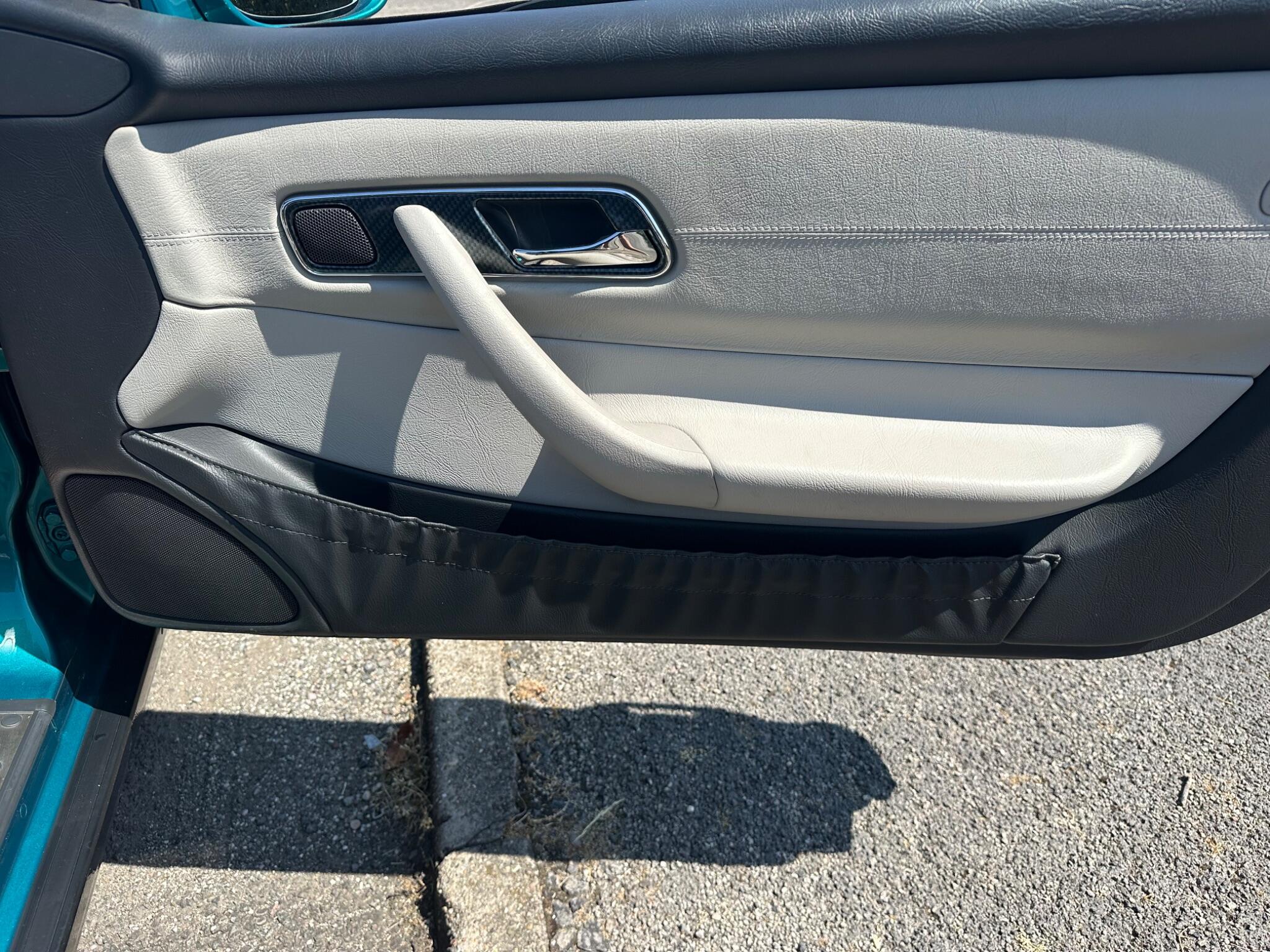 Mercedes-Benz SLK view 35