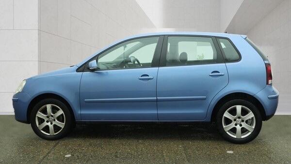 Volkswagen Polo view 6