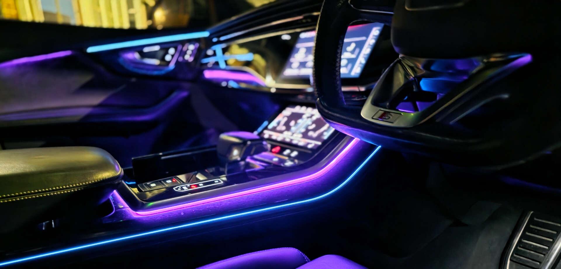 Audi Q8 view 29