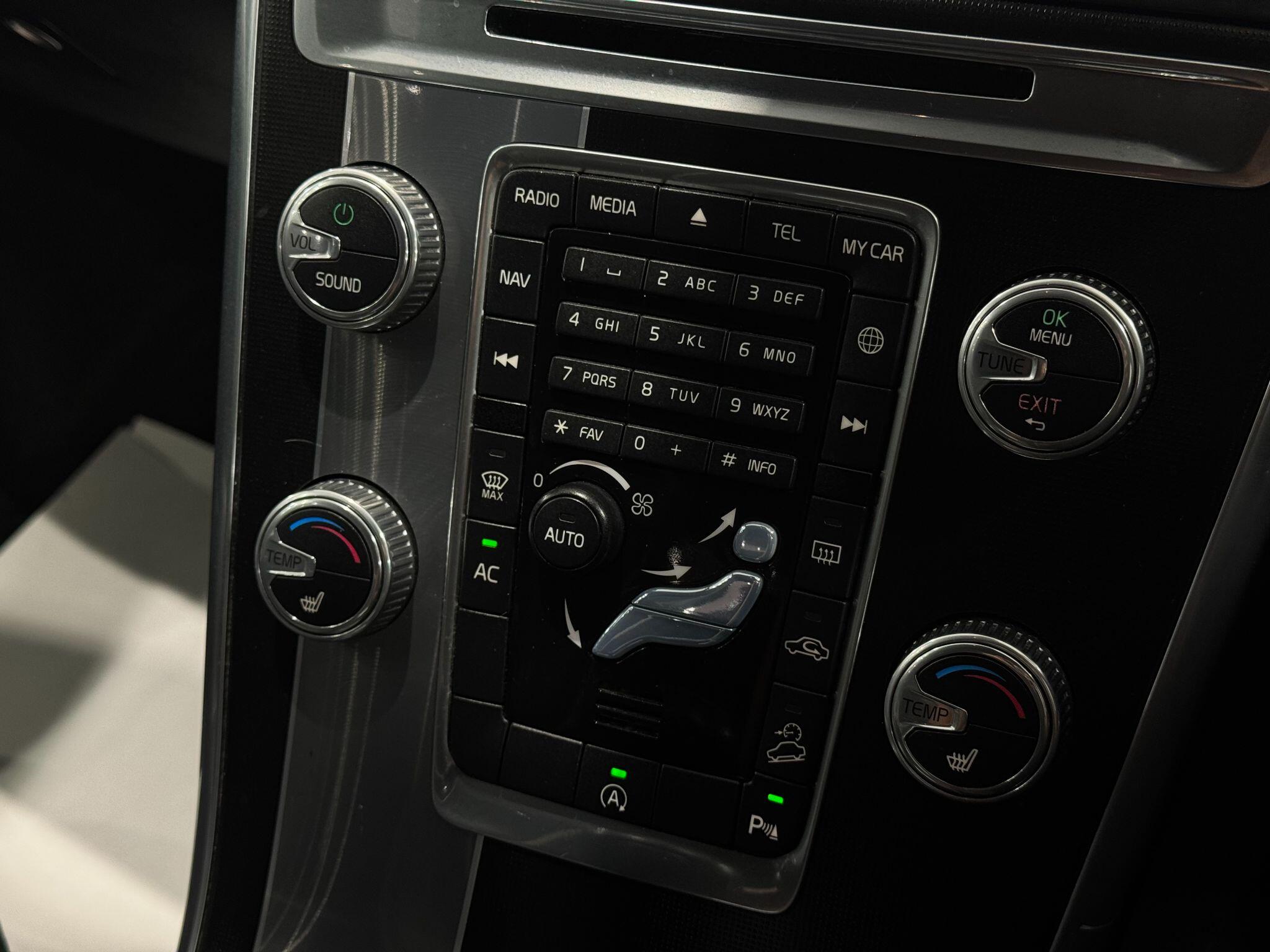 Volvo XC60 view 34