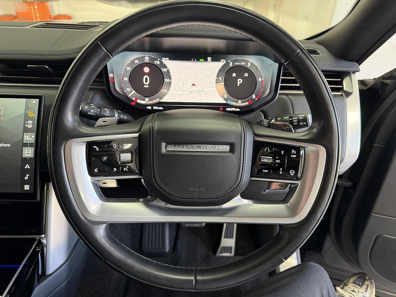 Land Rover Range Rover view 12