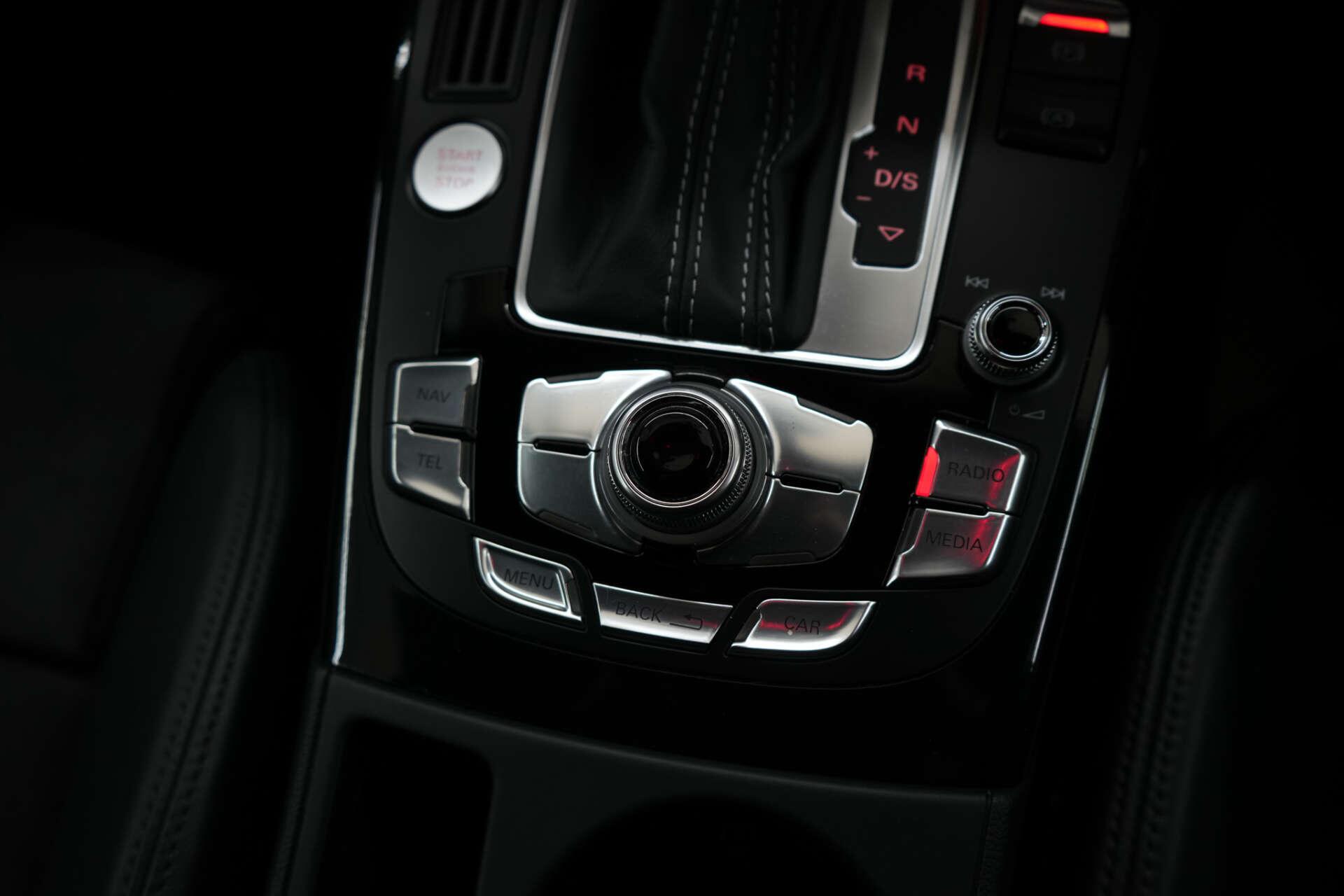 Audi RS4 view 39