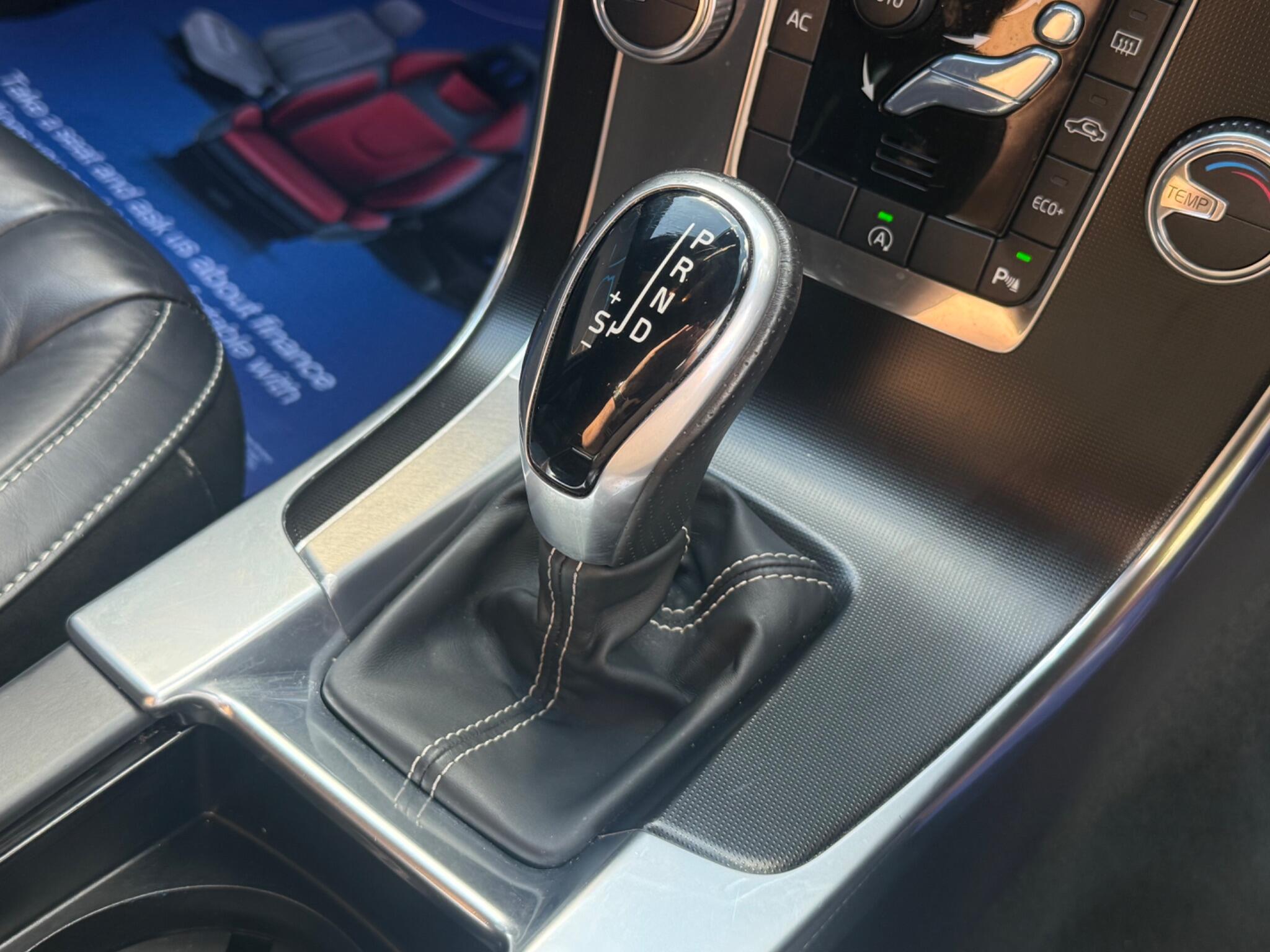 Volvo V60 view 32