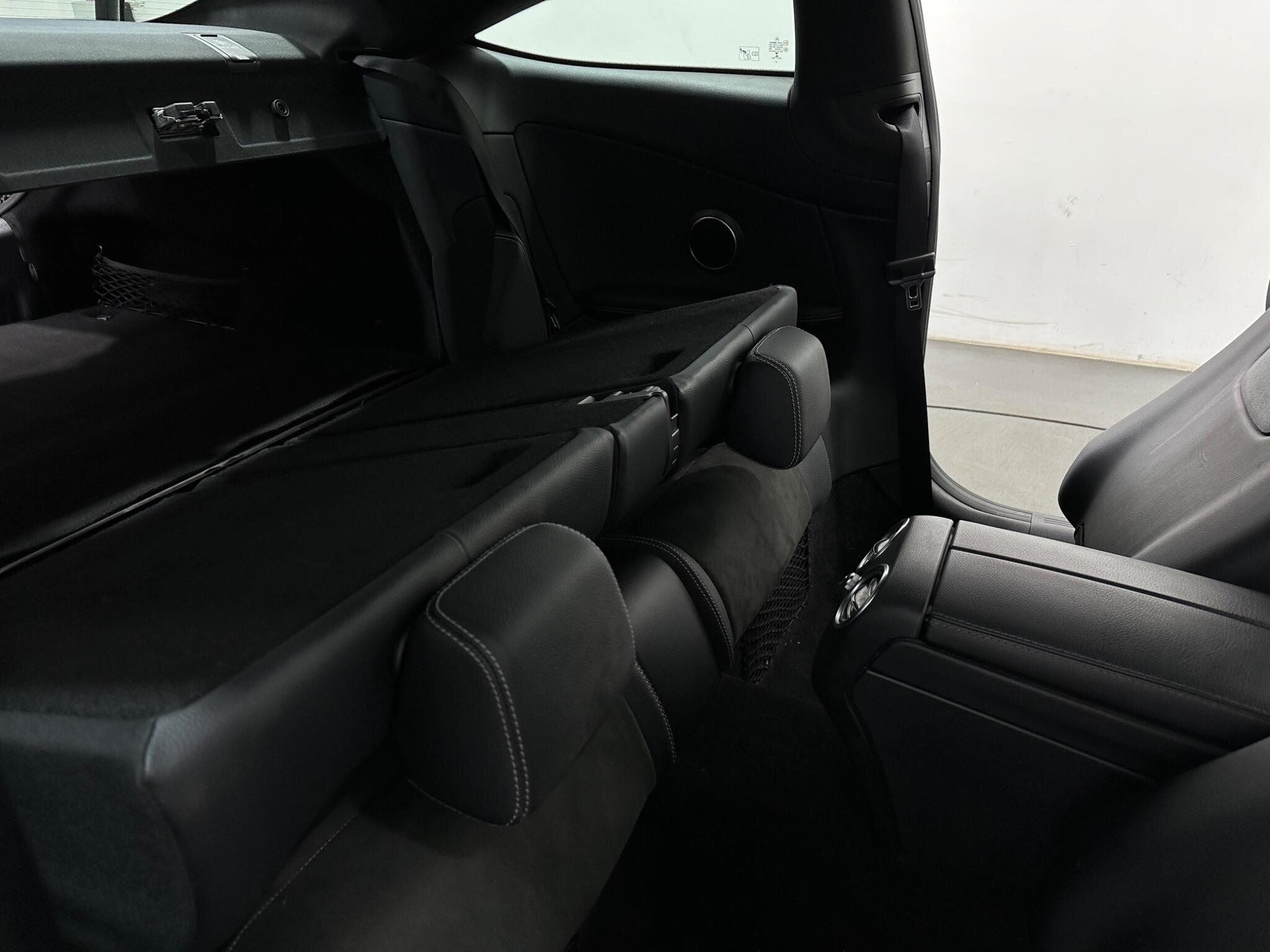 Mercedes-Benz C Class view 43