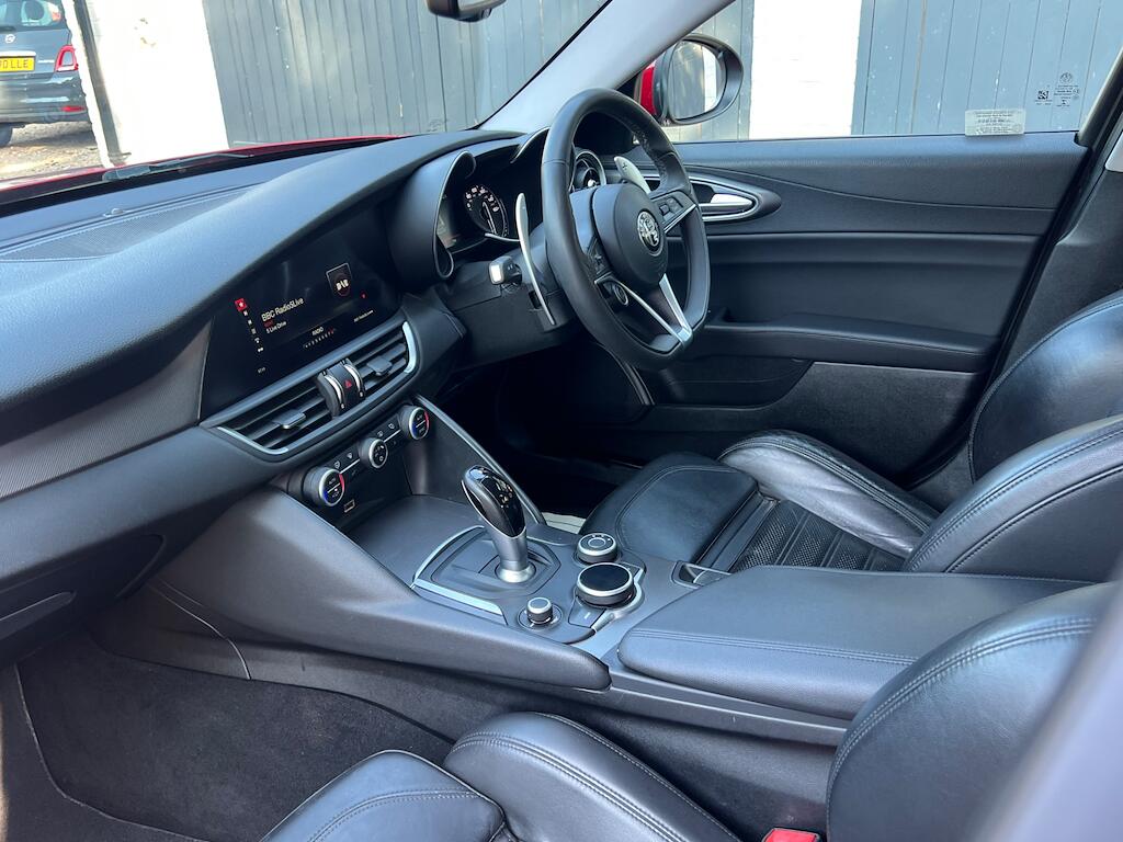 Alfa Romeo Giulia view 11