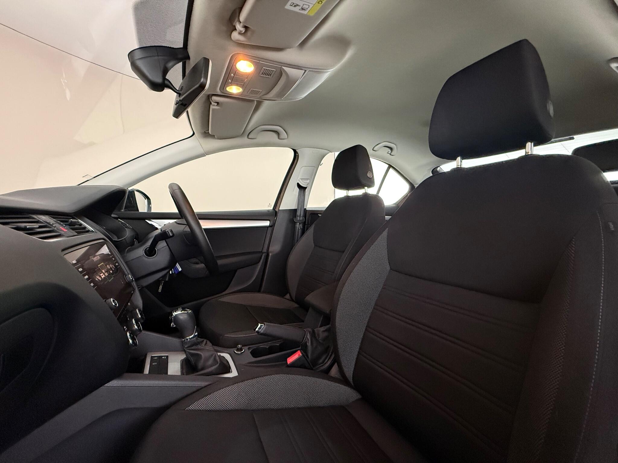 Skoda Octavia view 36