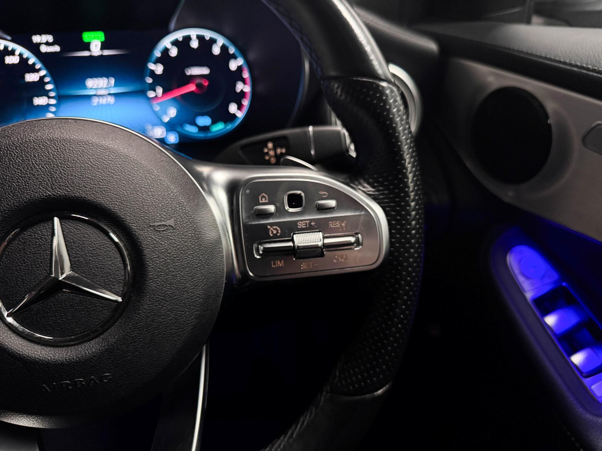 Mercedes-Benz GLC view 13