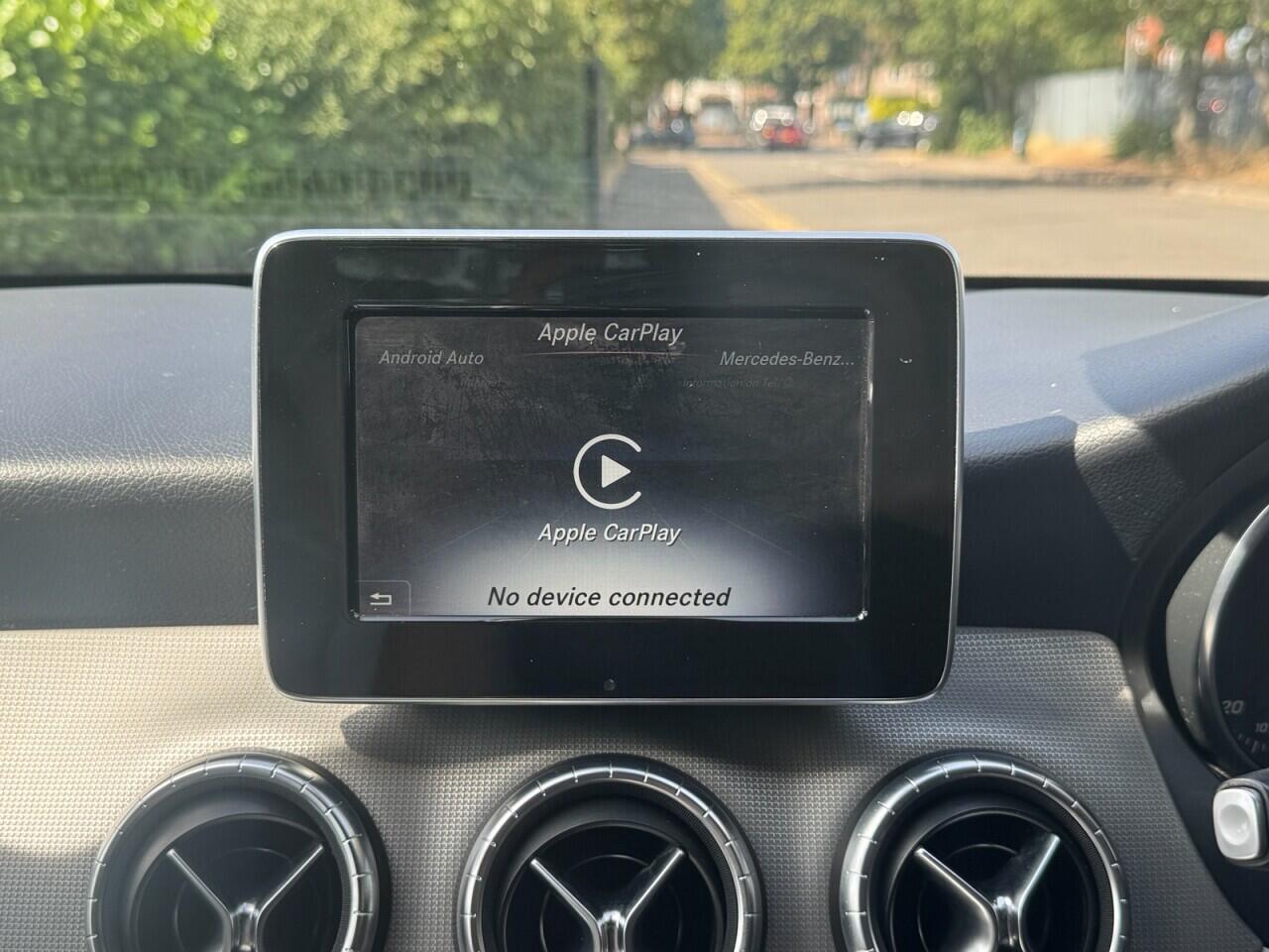 Mercedes-Benz Cla view 19