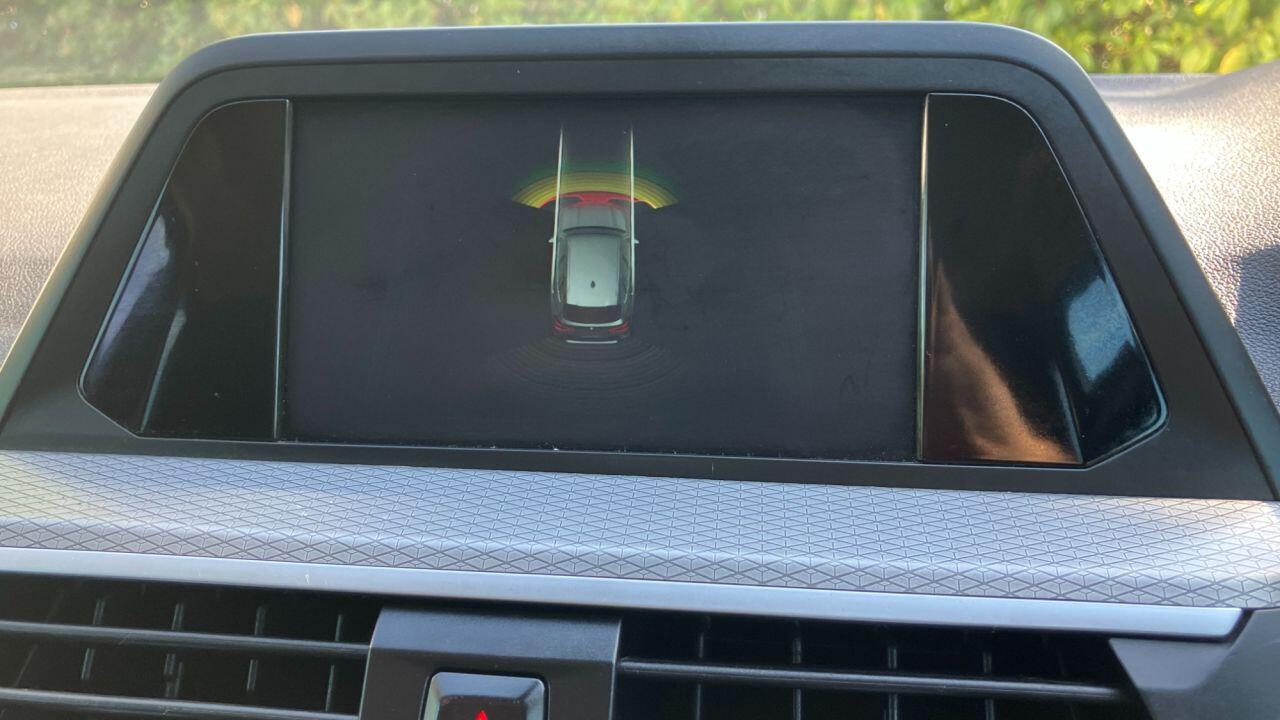 BMW X3 view 34