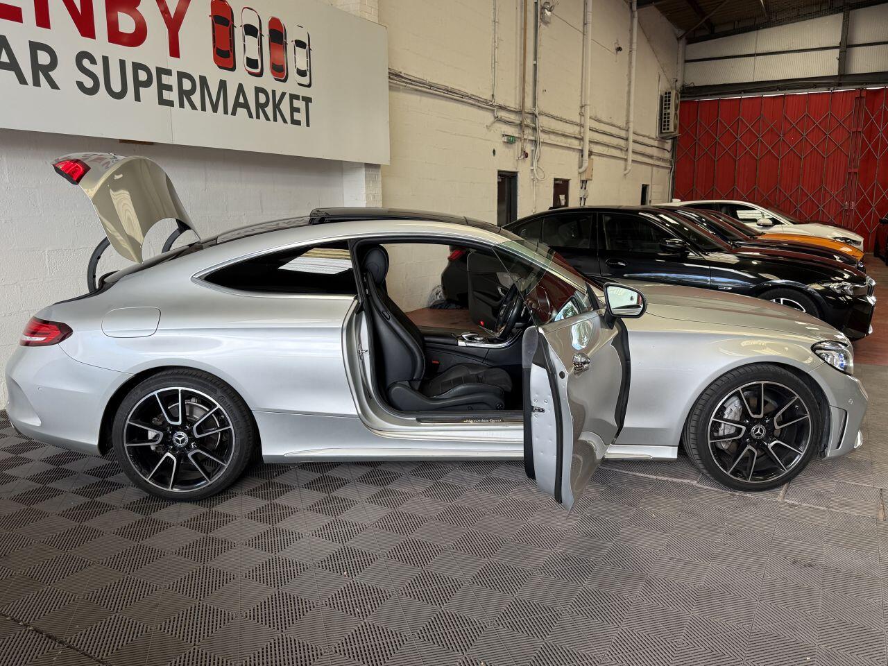Mercedes-Benz C Class view 14