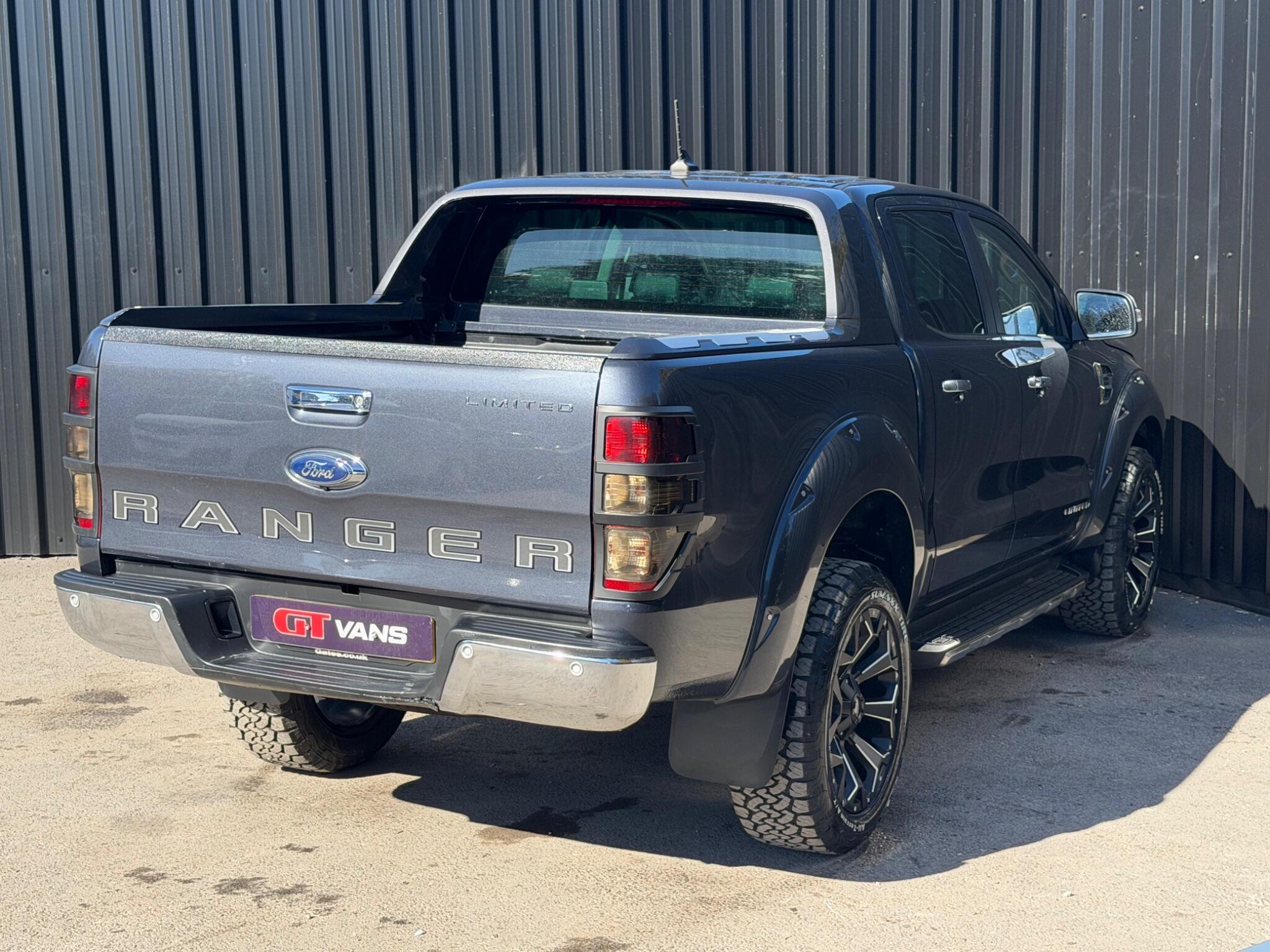Ford Ranger view 15