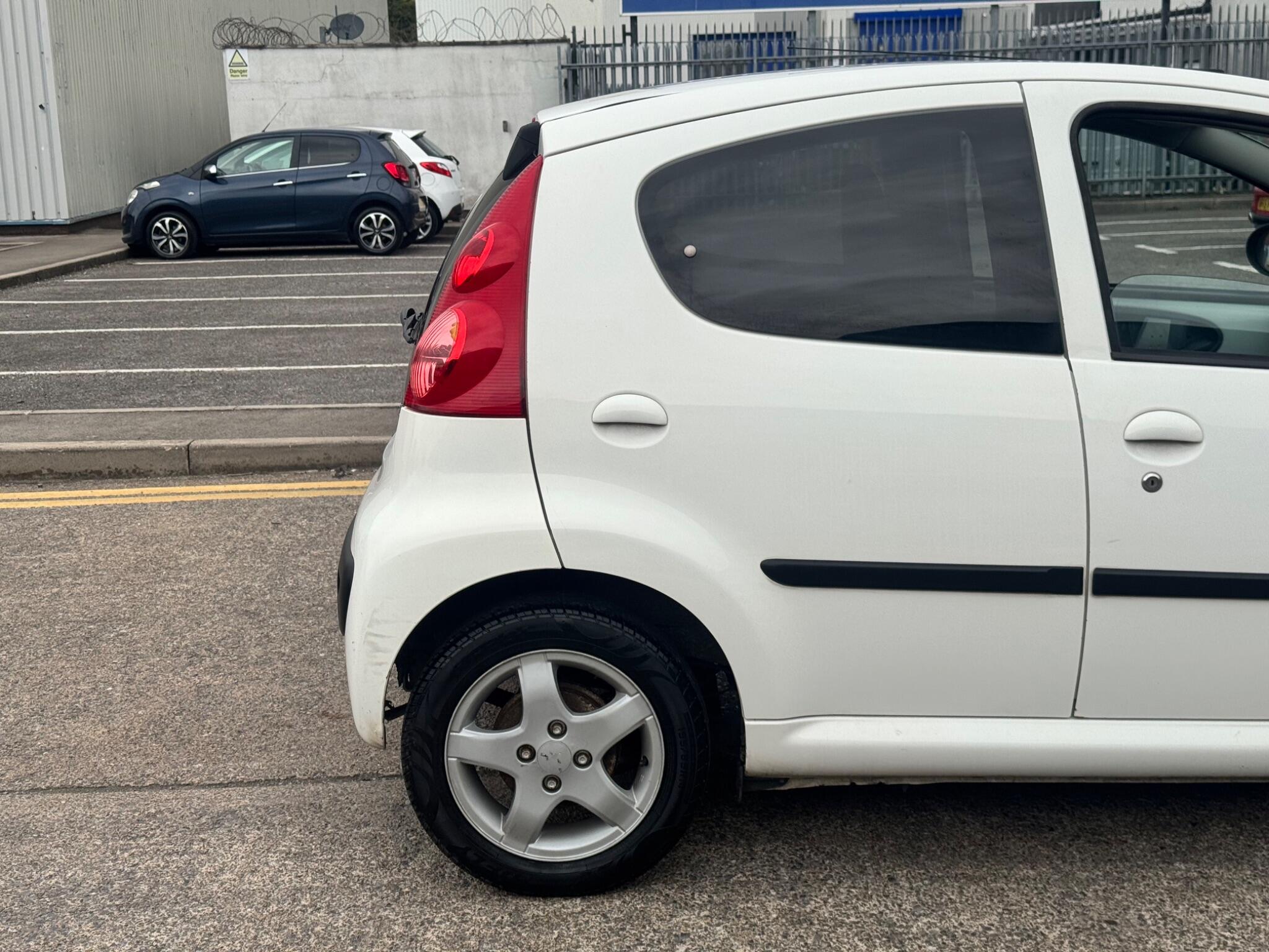 Peugeot 107 view 43