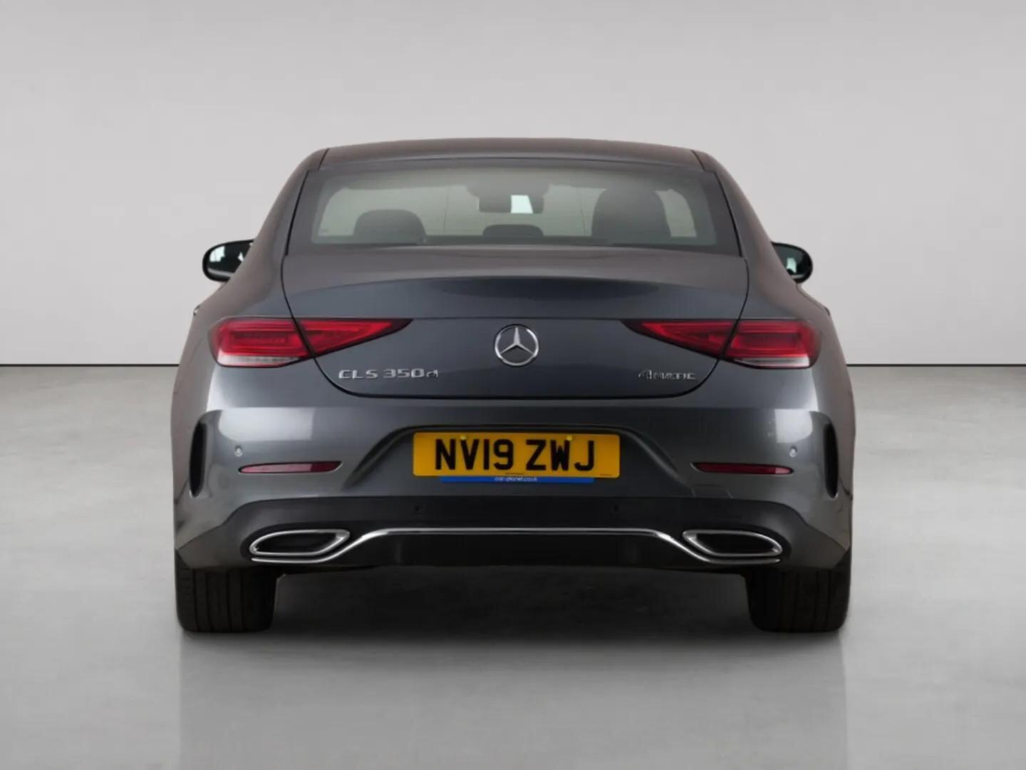 Mercedes-Benz CLS view 6
