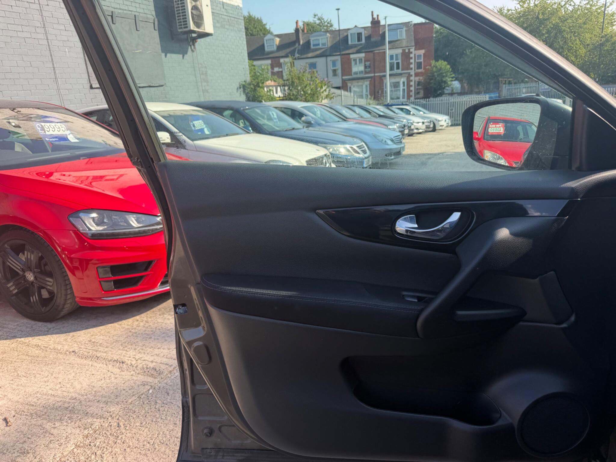 Nissan Qashqai view 14