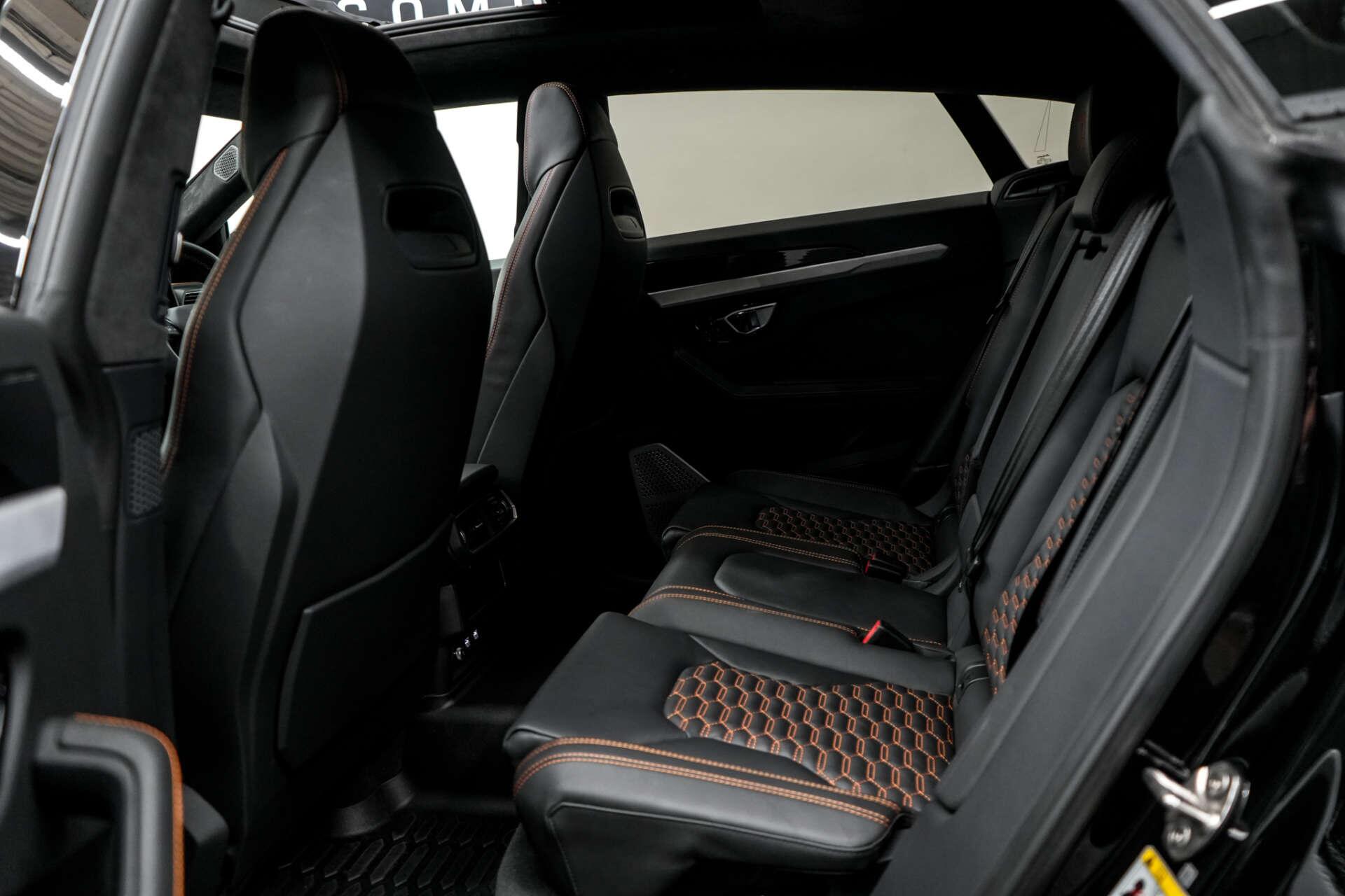 Lamborghini Urus view 47