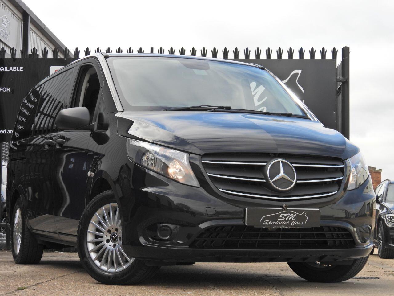 Mercedes-Benz Vito view 3