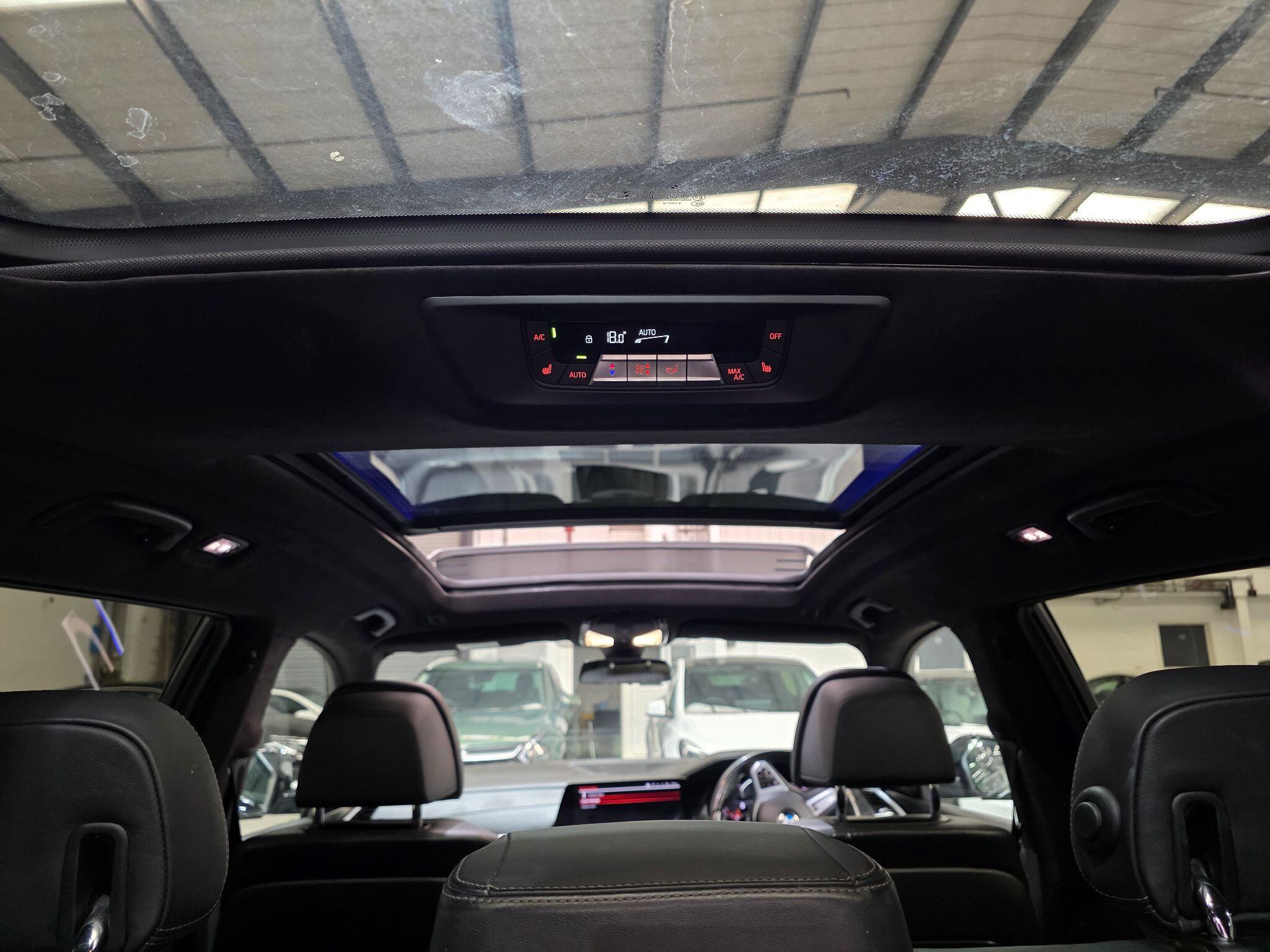 BMW X7 view 46