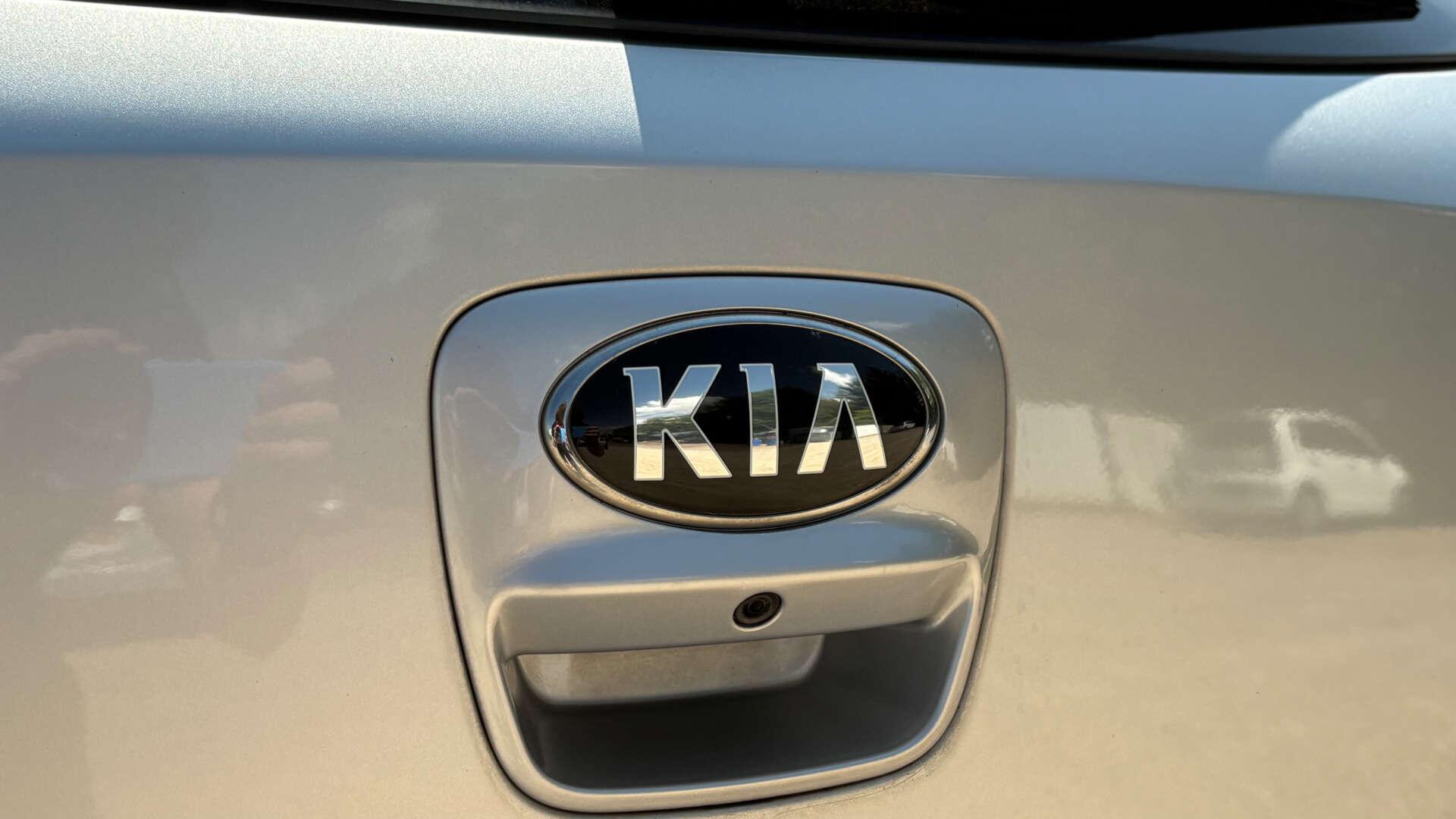 Kia Rio view 40