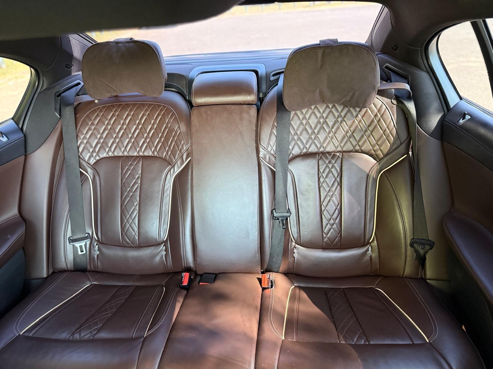 BMW 7 Series view 34