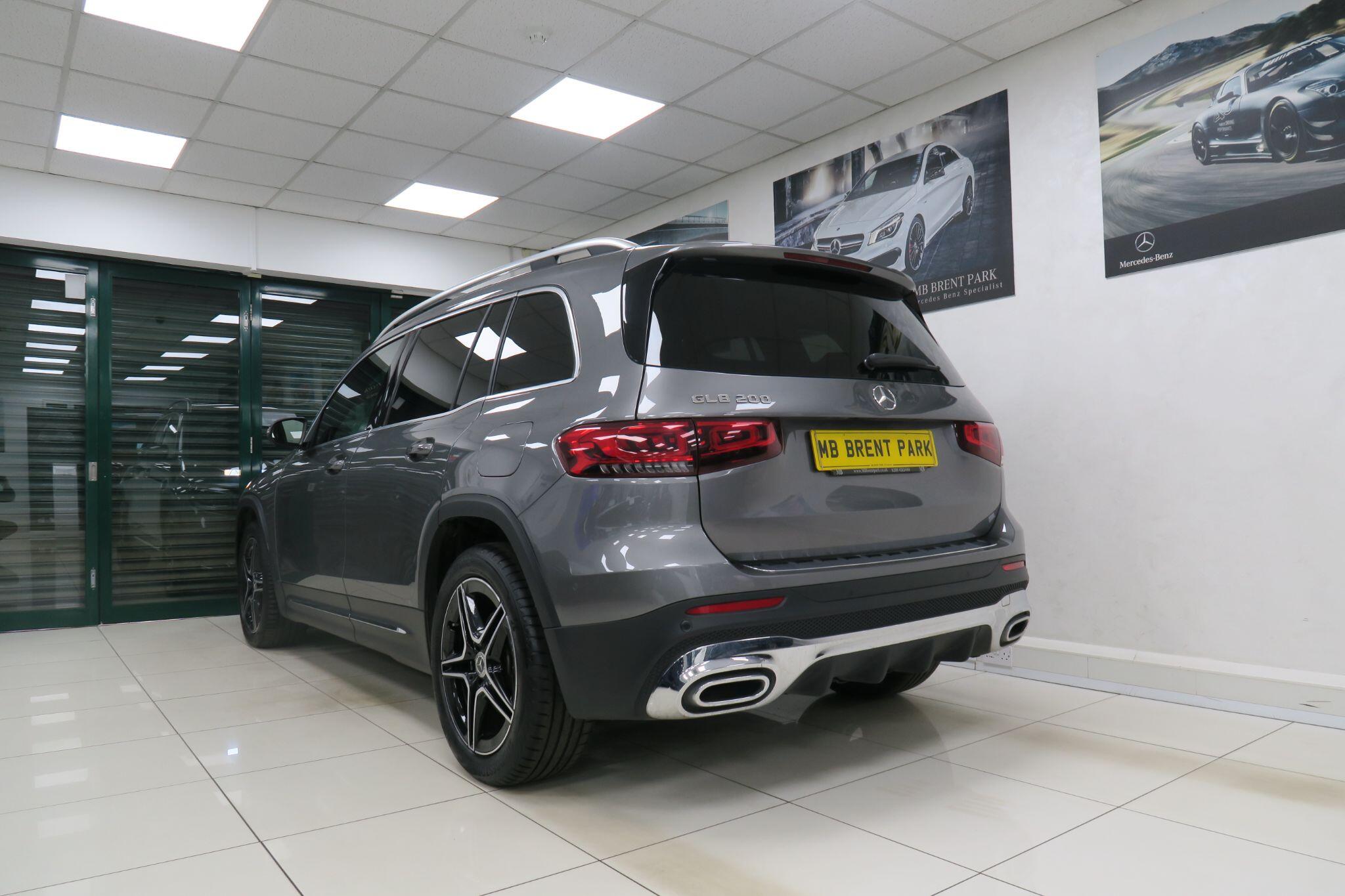Mercedes-Benz GLB view 5