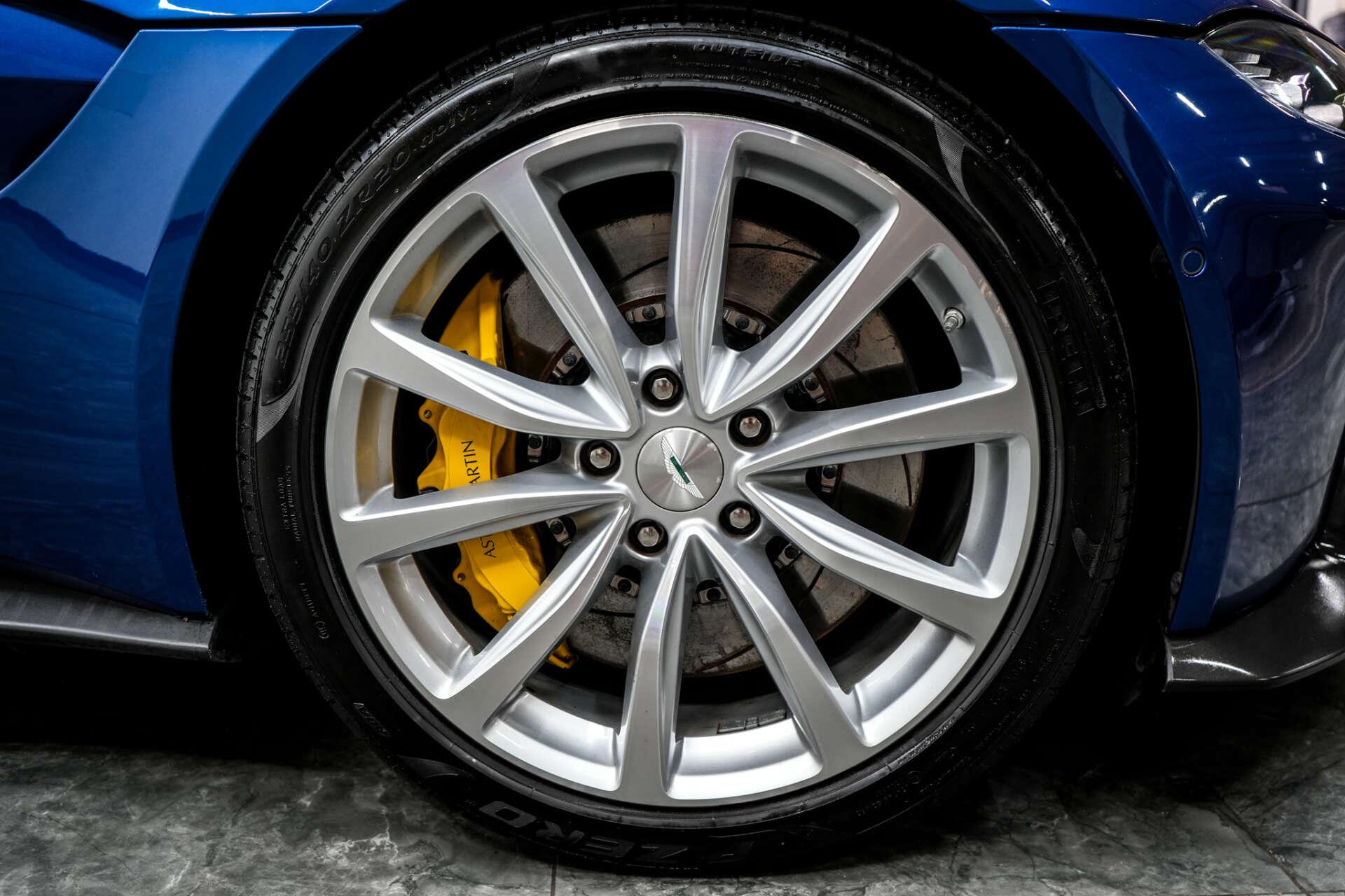 Aston Martin Vantage view 7