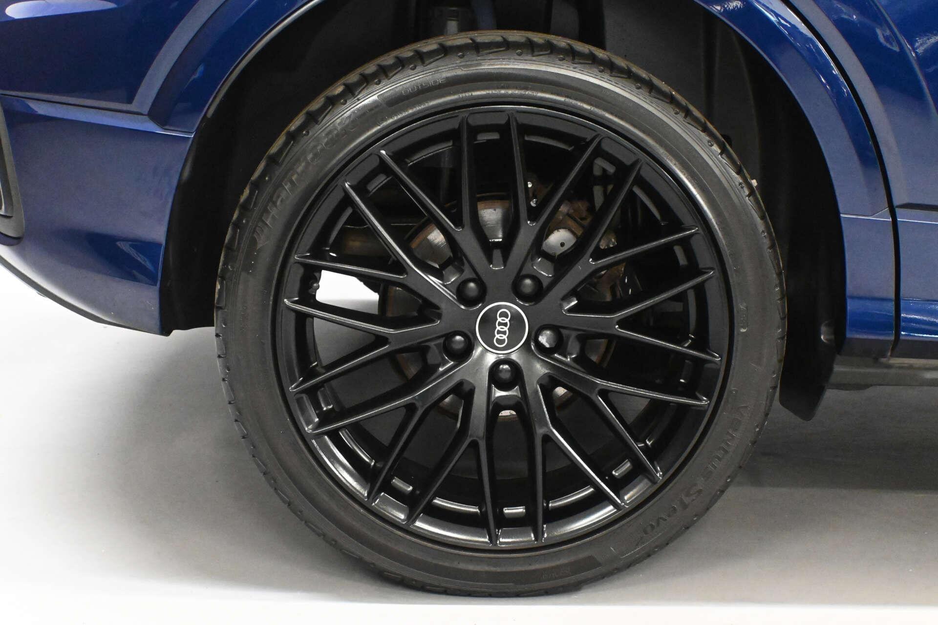 Audi Q2 view 34