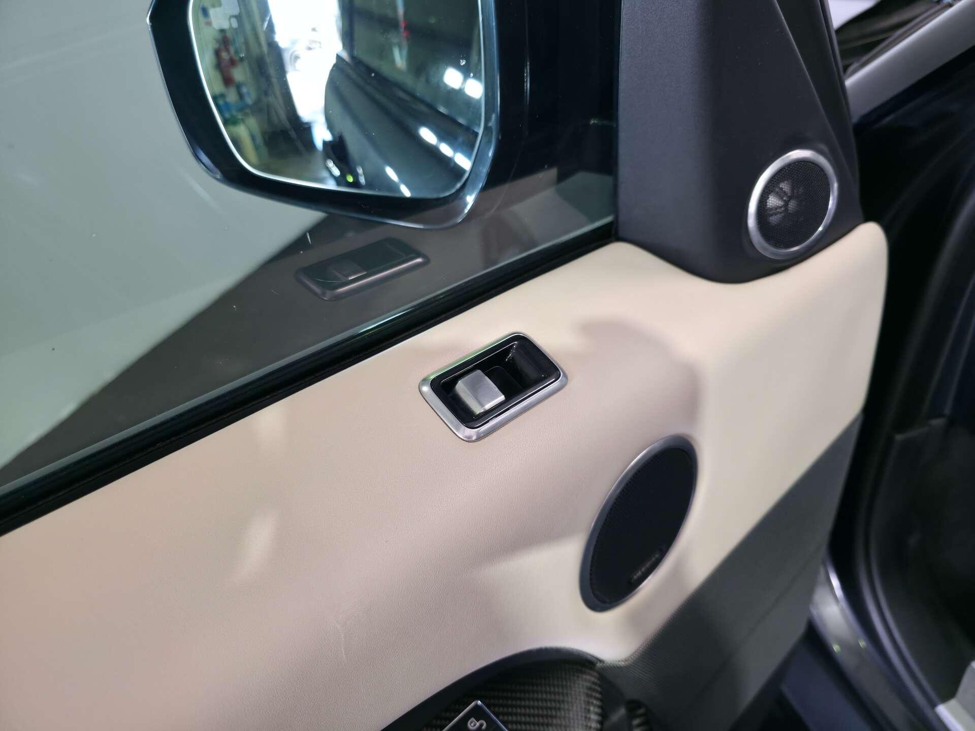 Land Rover Range Rover Sport view 85