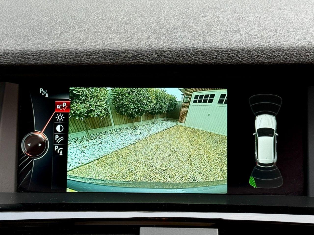 BMW X3 view 11