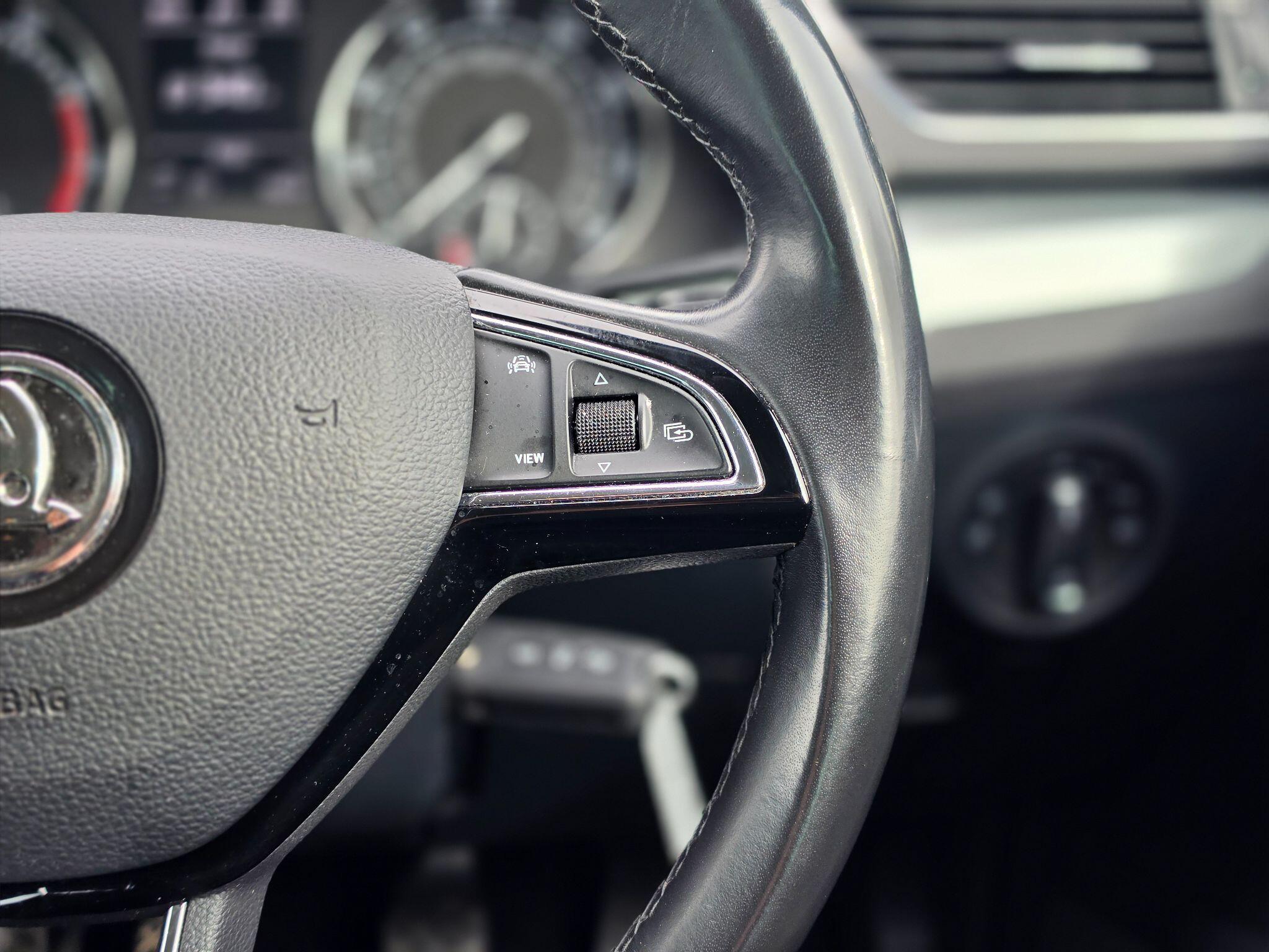Skoda Superb view 15
