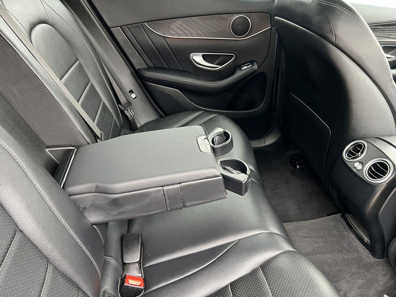 Mercedes-Benz GLC view 27