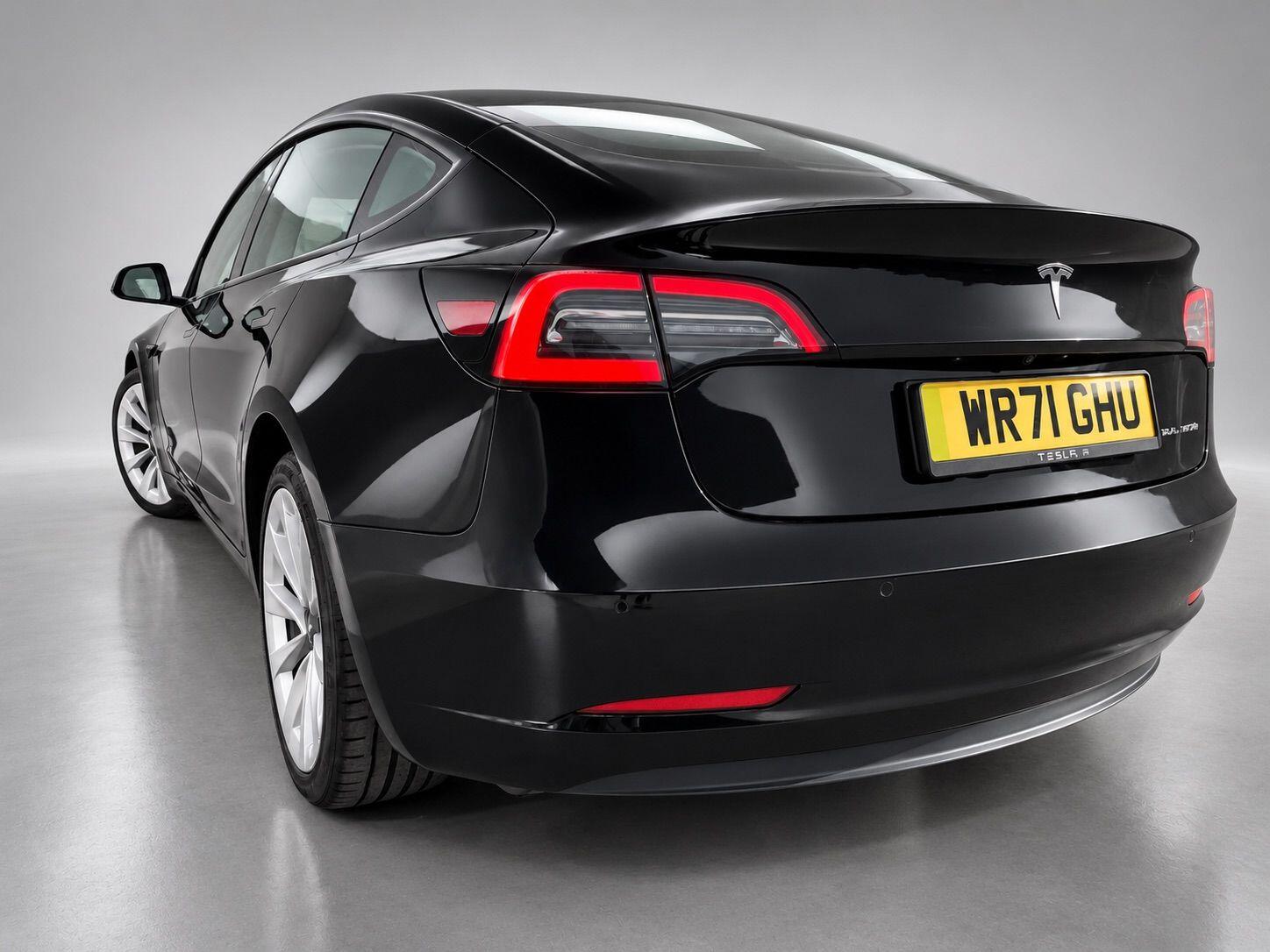 Tesla Model 3 view 11