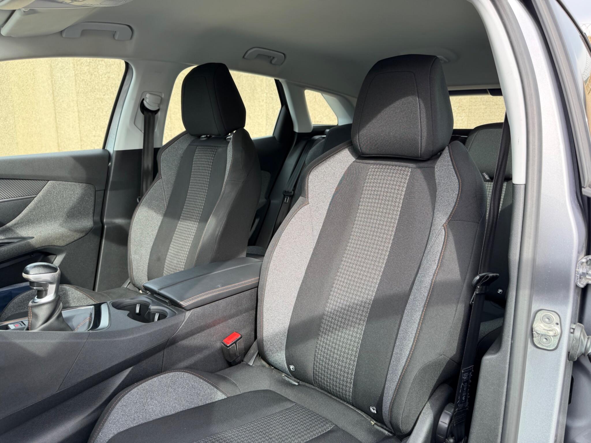 Peugeot 3008 view 29