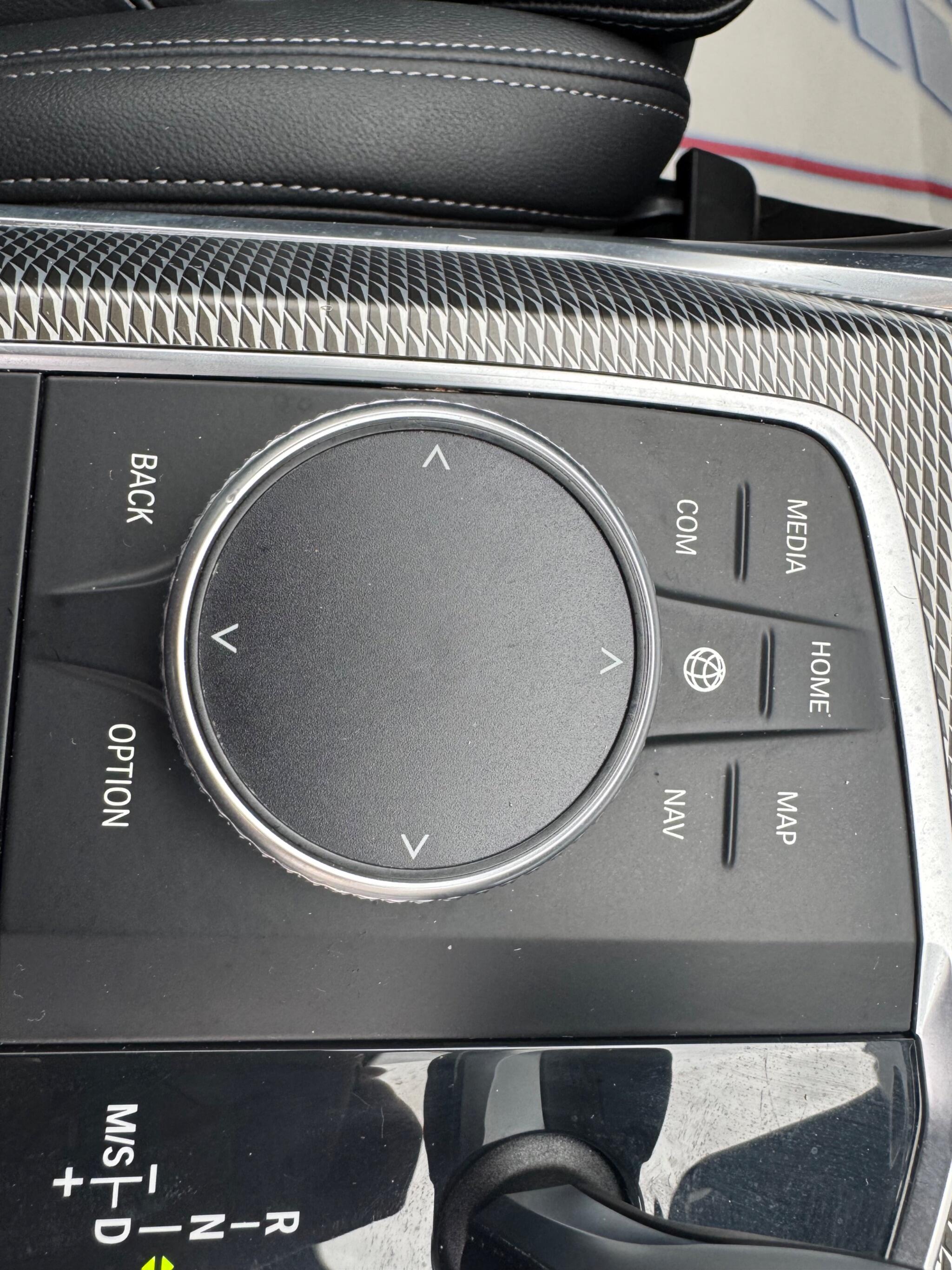 BMW 3 Series view 23