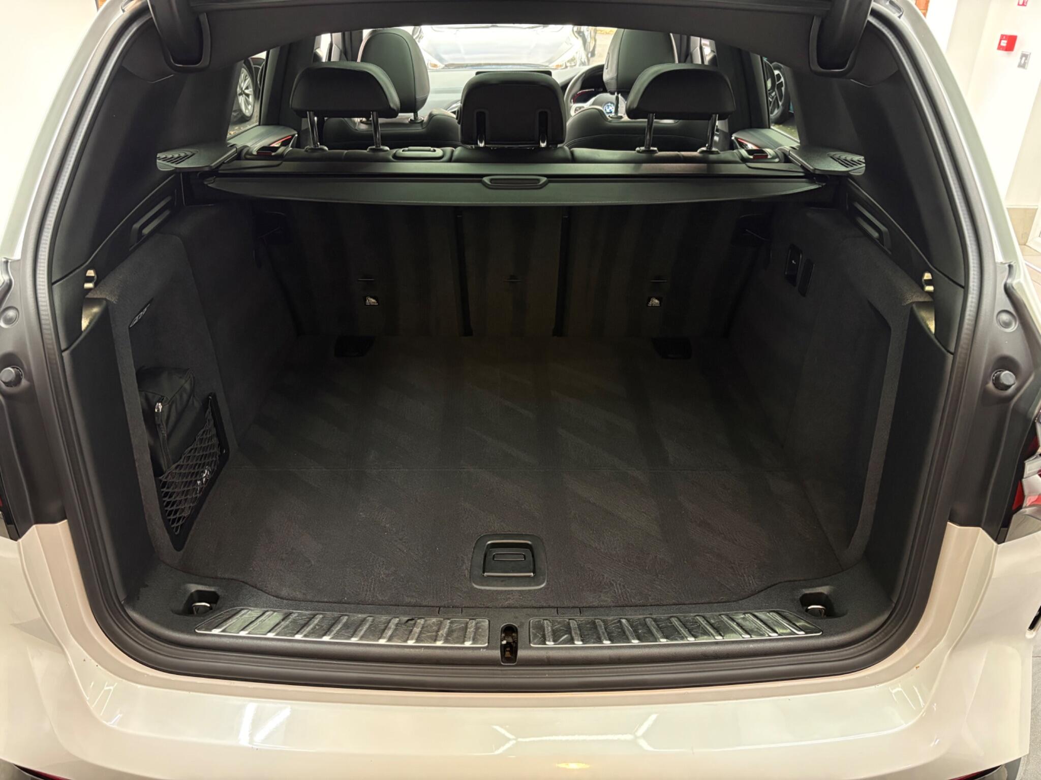 BMW iX3 view 23