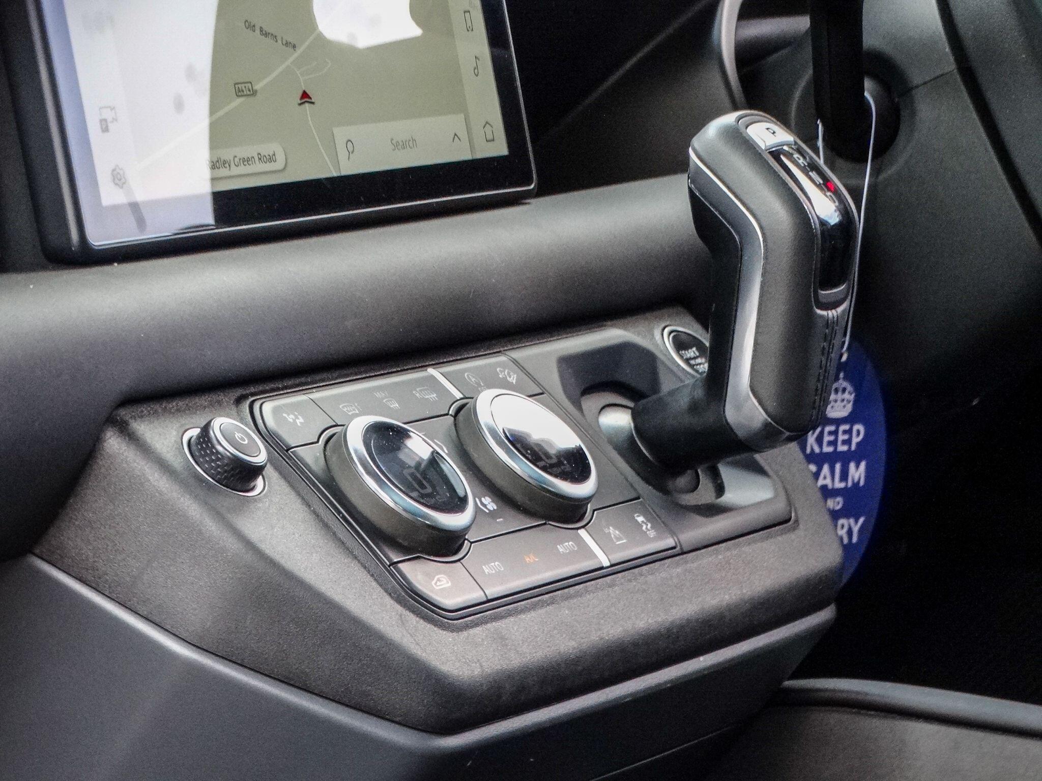 Land Rover Defender view 18