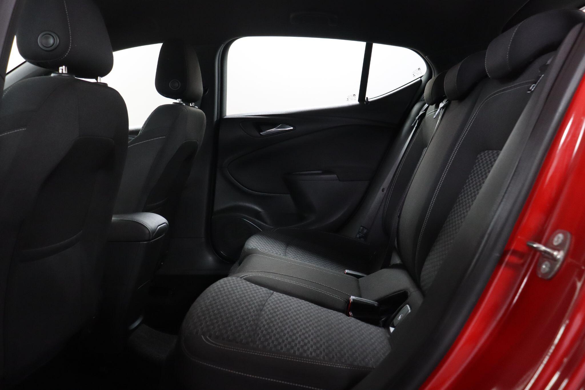 Vauxhall Astra view 38
